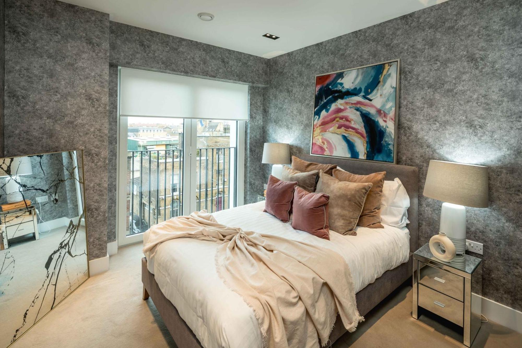 Spectacular Brand New 2 Bedrooms And 2 Bathroom Leilighet