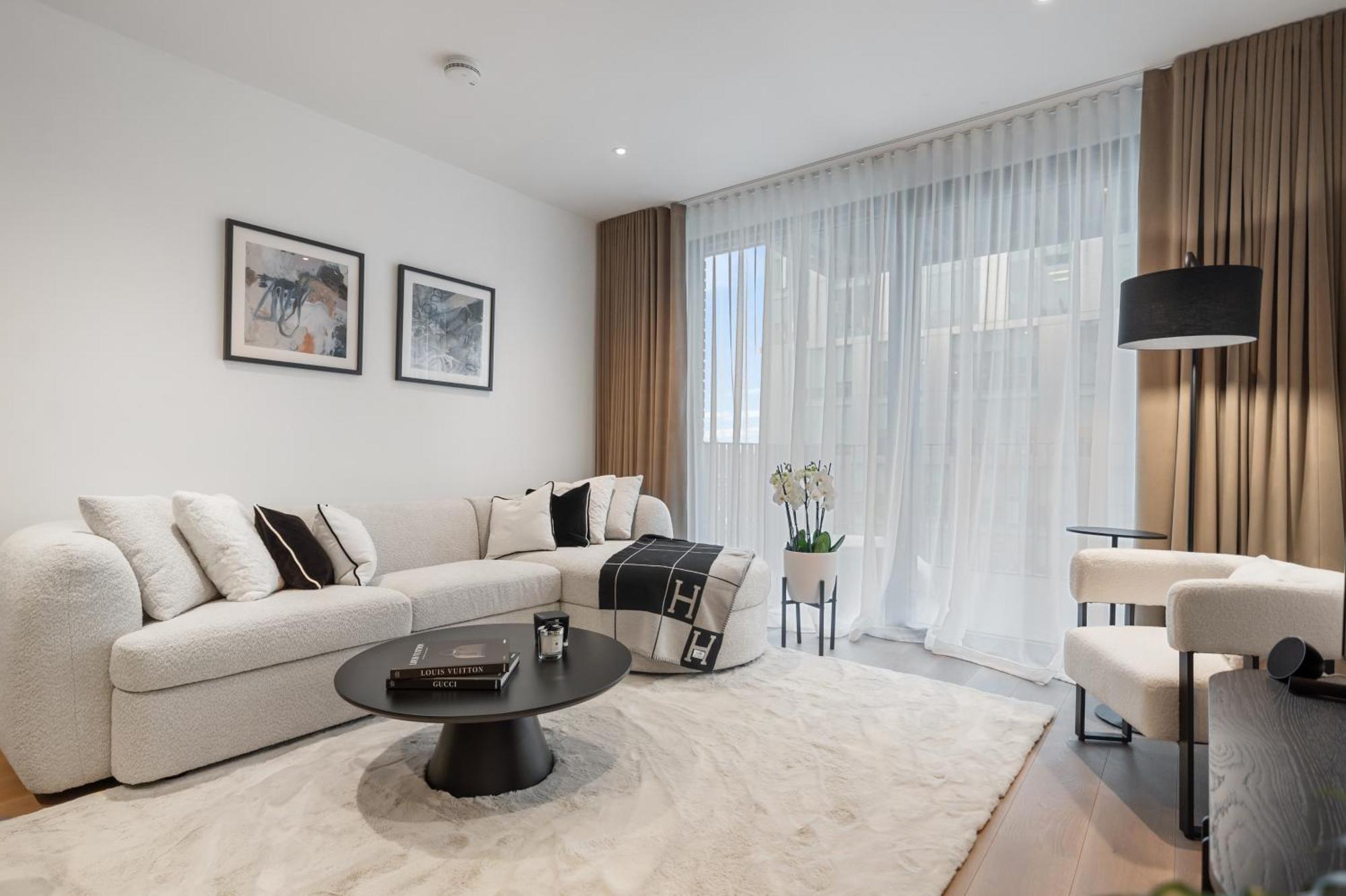 Luxury Flat By The American Embassy Apartment *