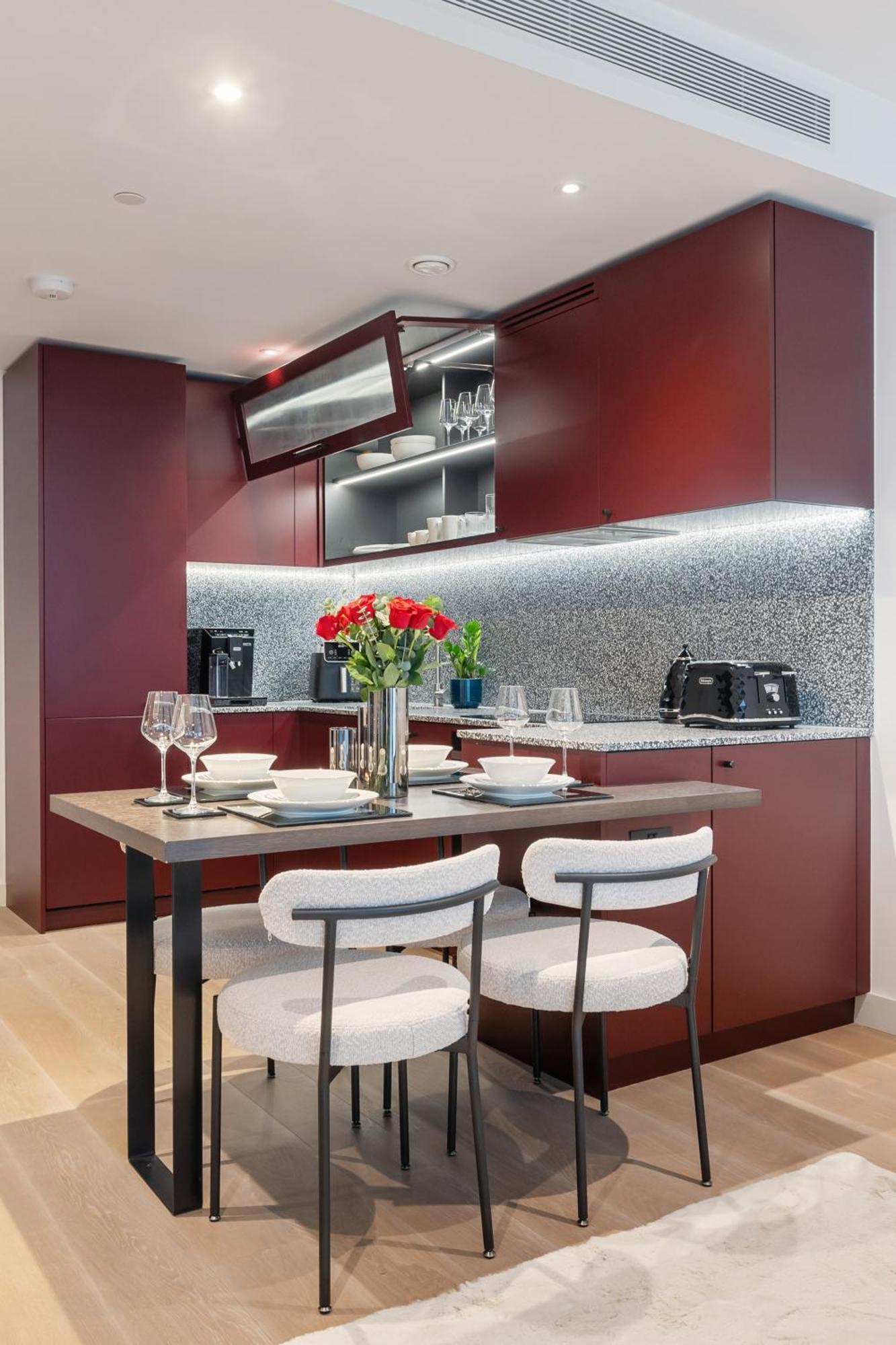 Apartment Luxury Flat By The American Embassy