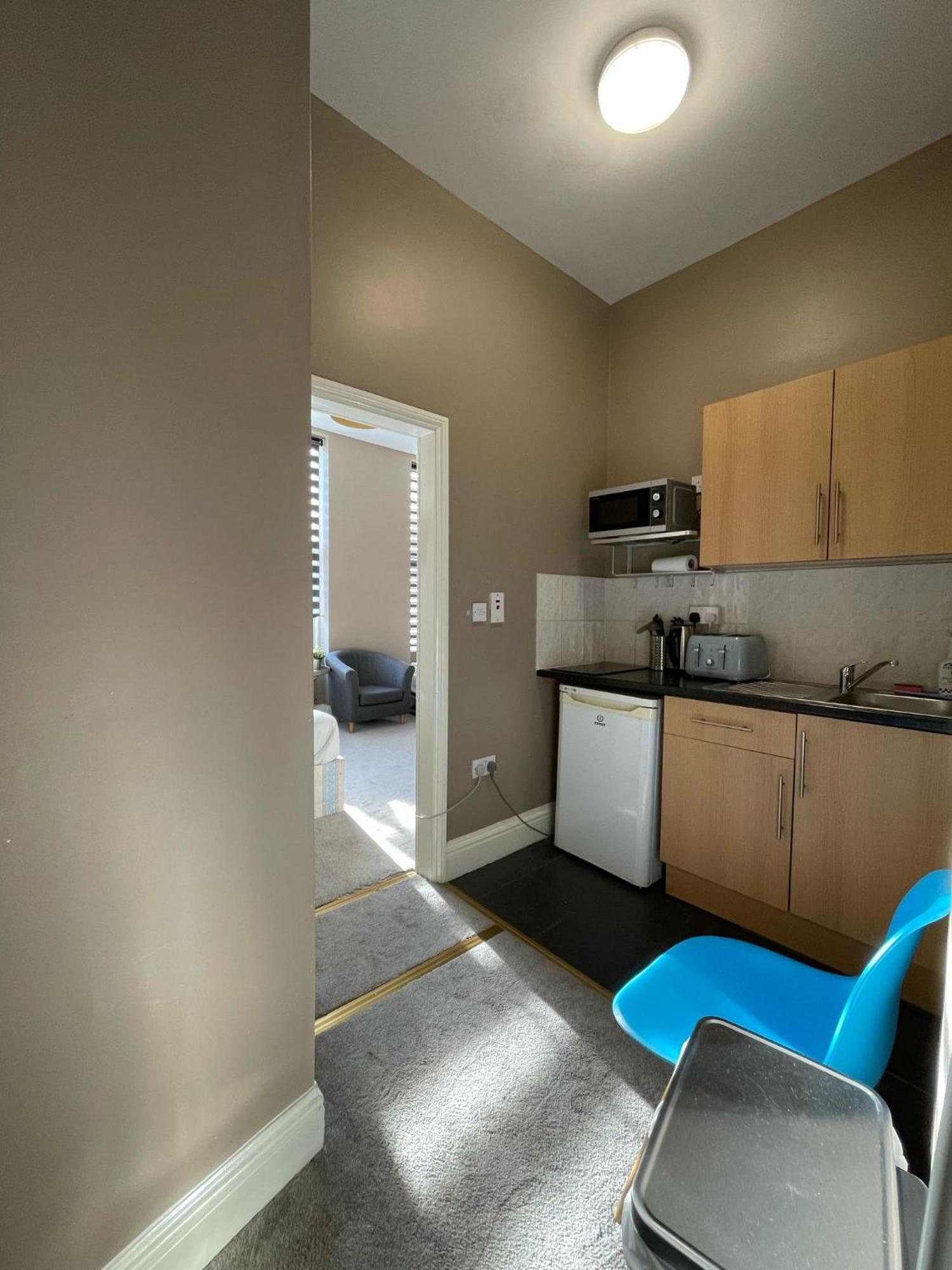 Quadruple Close To King's Cross Apartment *