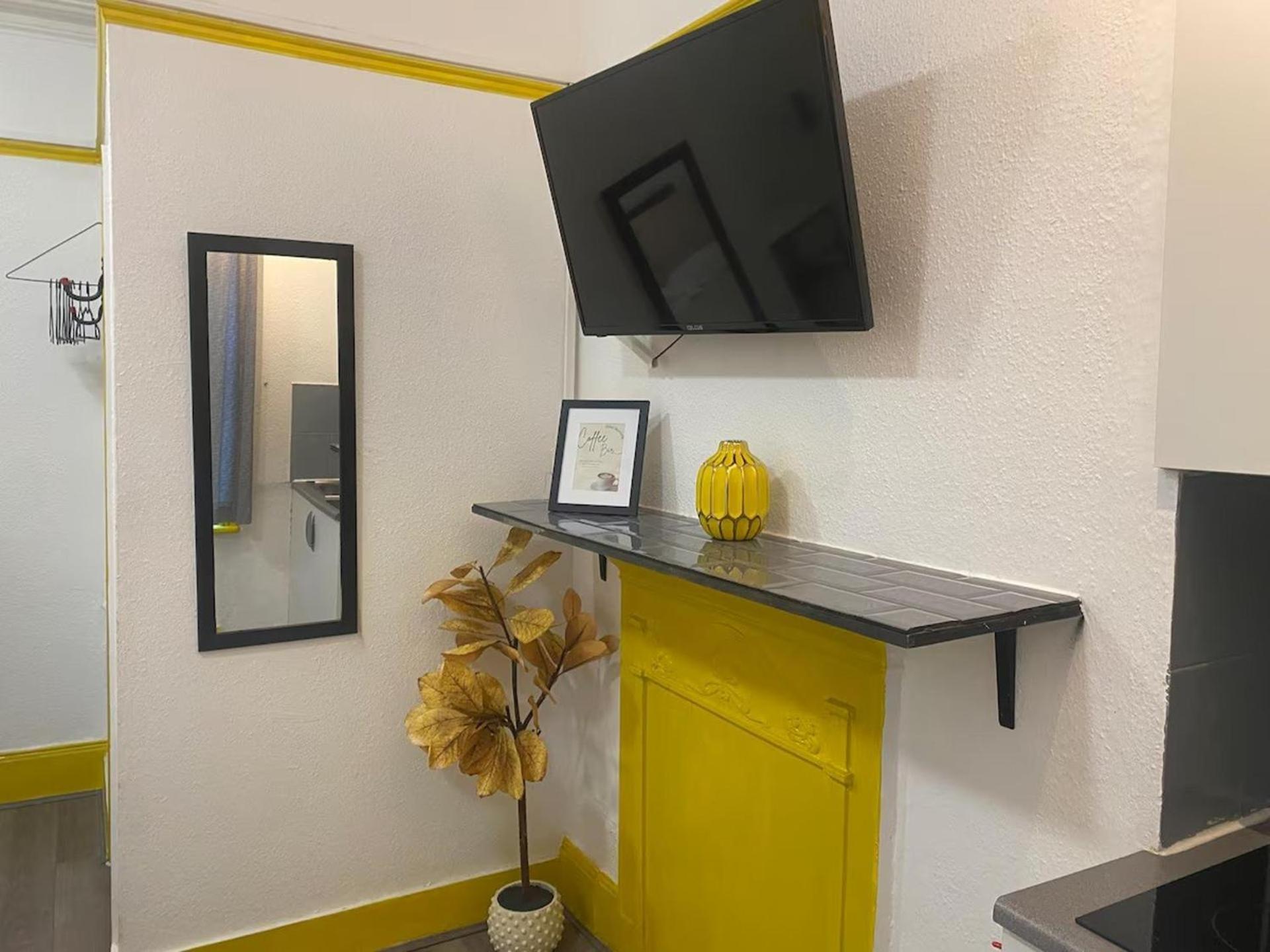 Apartment 2 Guests - 20 Minutes To London