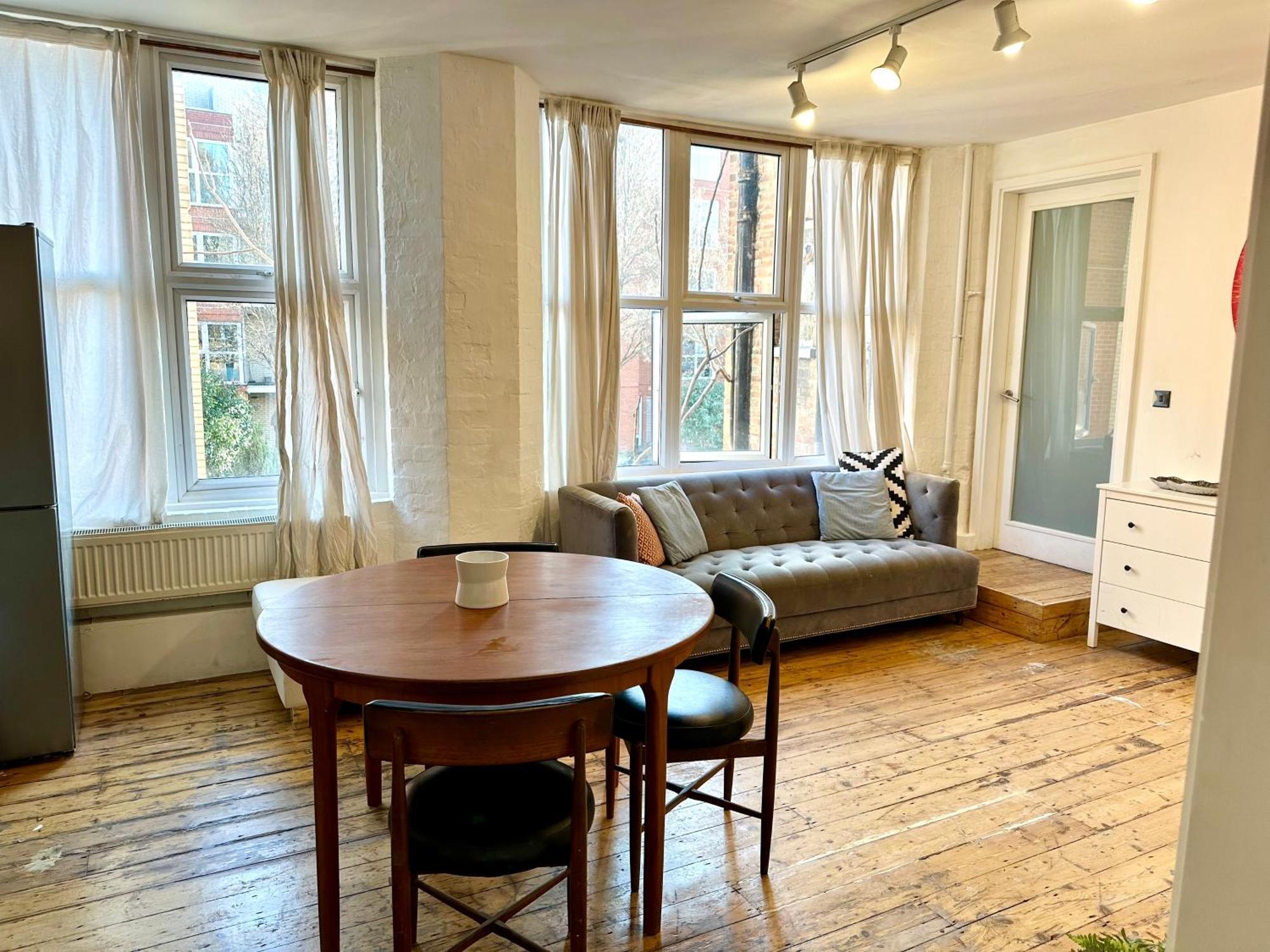 Bright Large Double Bedroom Flat Appartement *