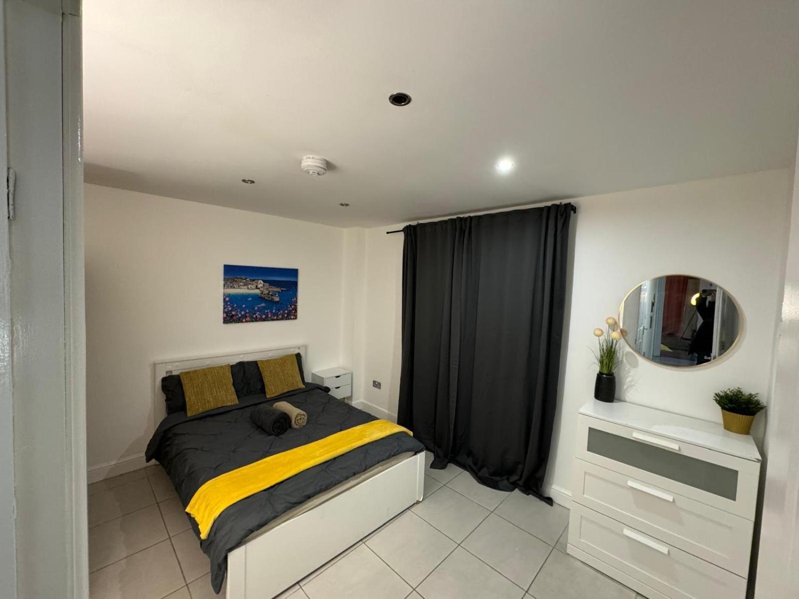 Leilighet Spacious 2 Bedroom Flat In Tower Bridge! E1 London