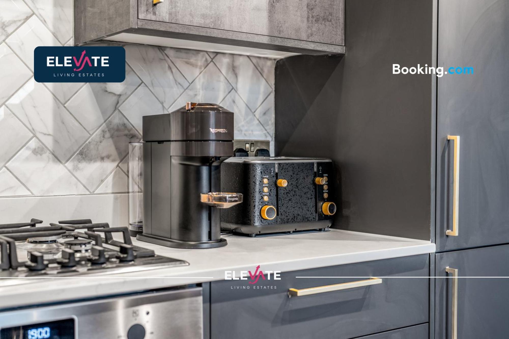 Premium Deals L Last-minute Escape L Wembley Stadium Location, Free Parking, Sleeps 8 L Elevate Living Estates Short Lets & Serviced Wembley Londen