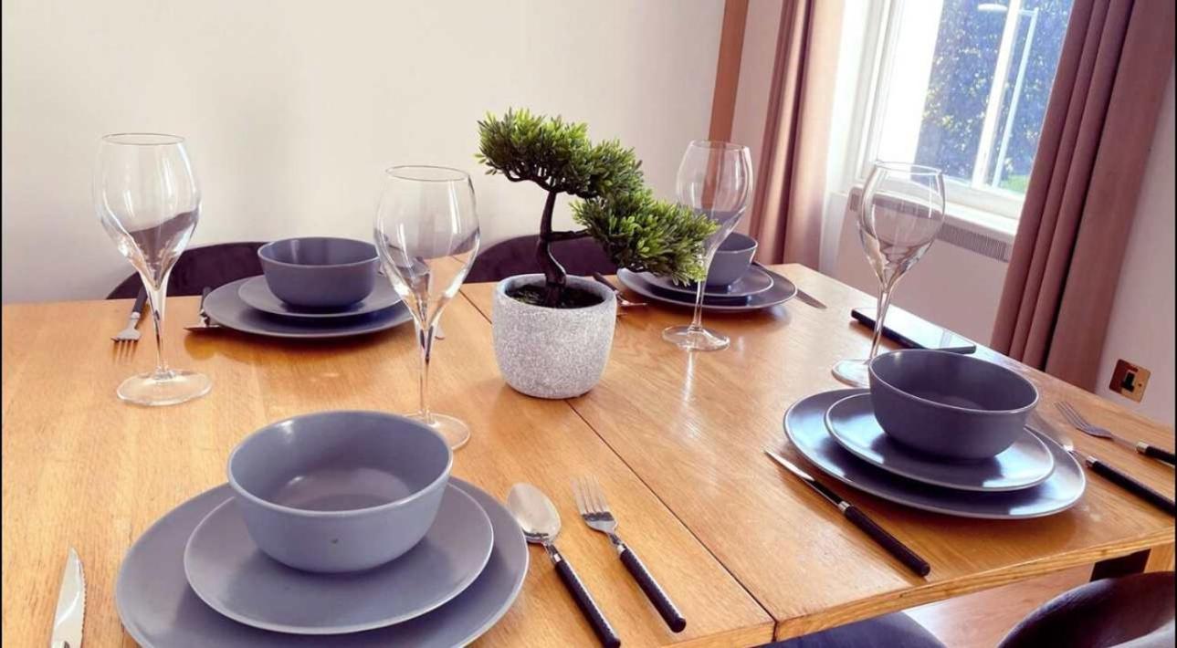 Apartment Luxury Two Bed Chelsea Retreat *