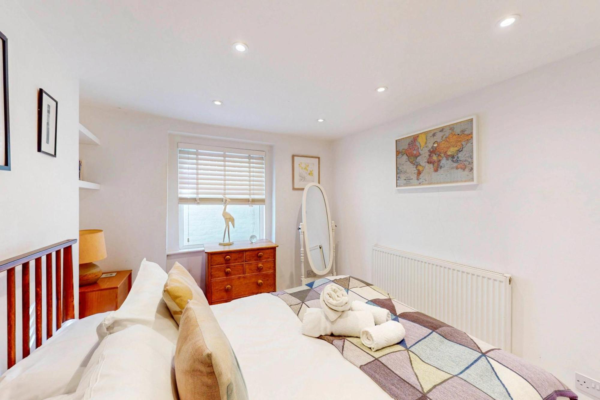 1bed Maisonette - 12 Min To Denmark Hill Station Apartment