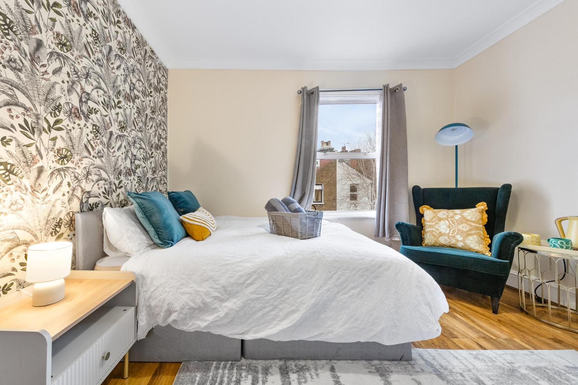 Classy Shared With Private Bedroom Near Tube - Bedroom3 Séjour chez l'habitant *