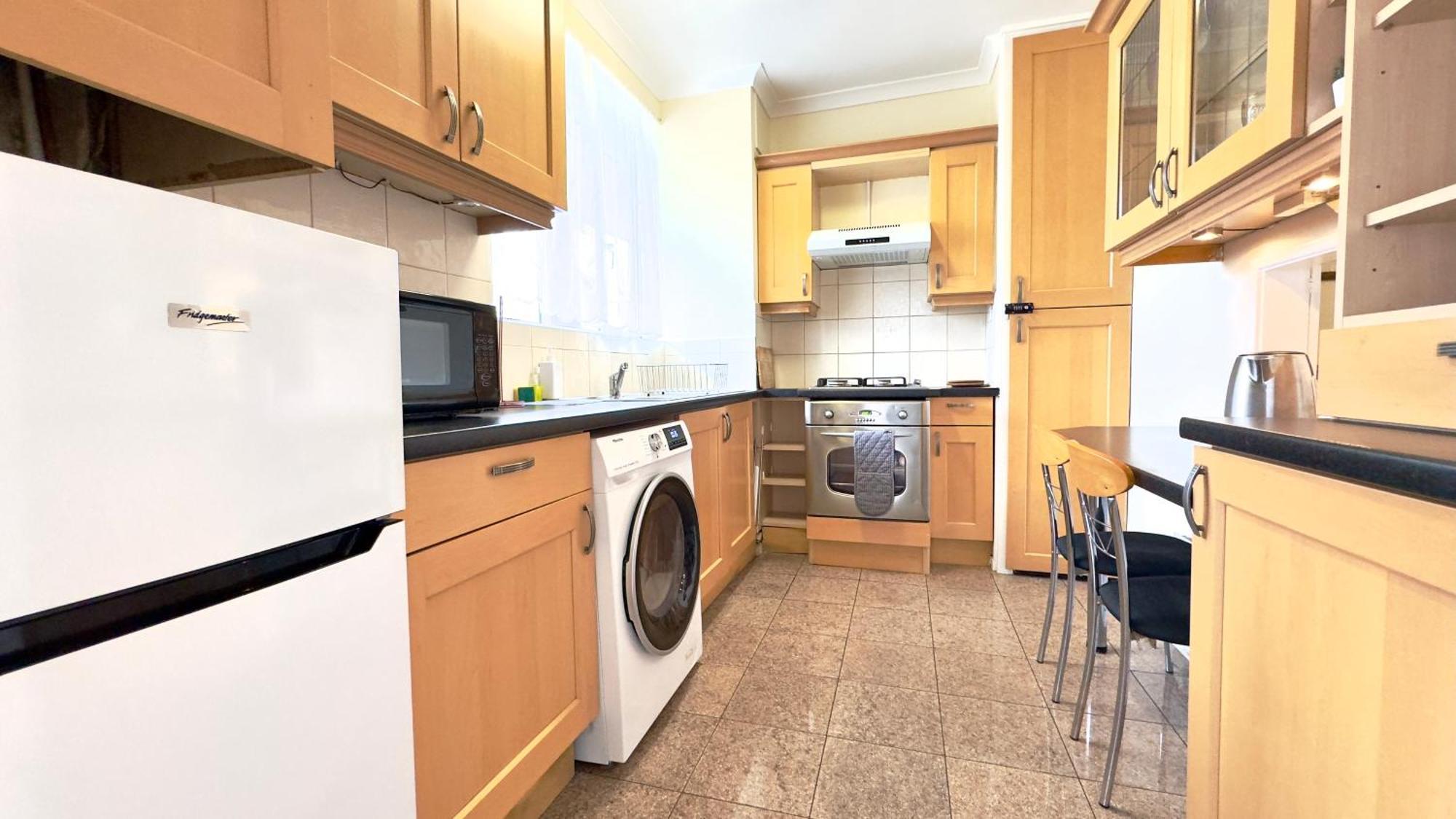 The Queens Palace 1 Bedroom By Wild London