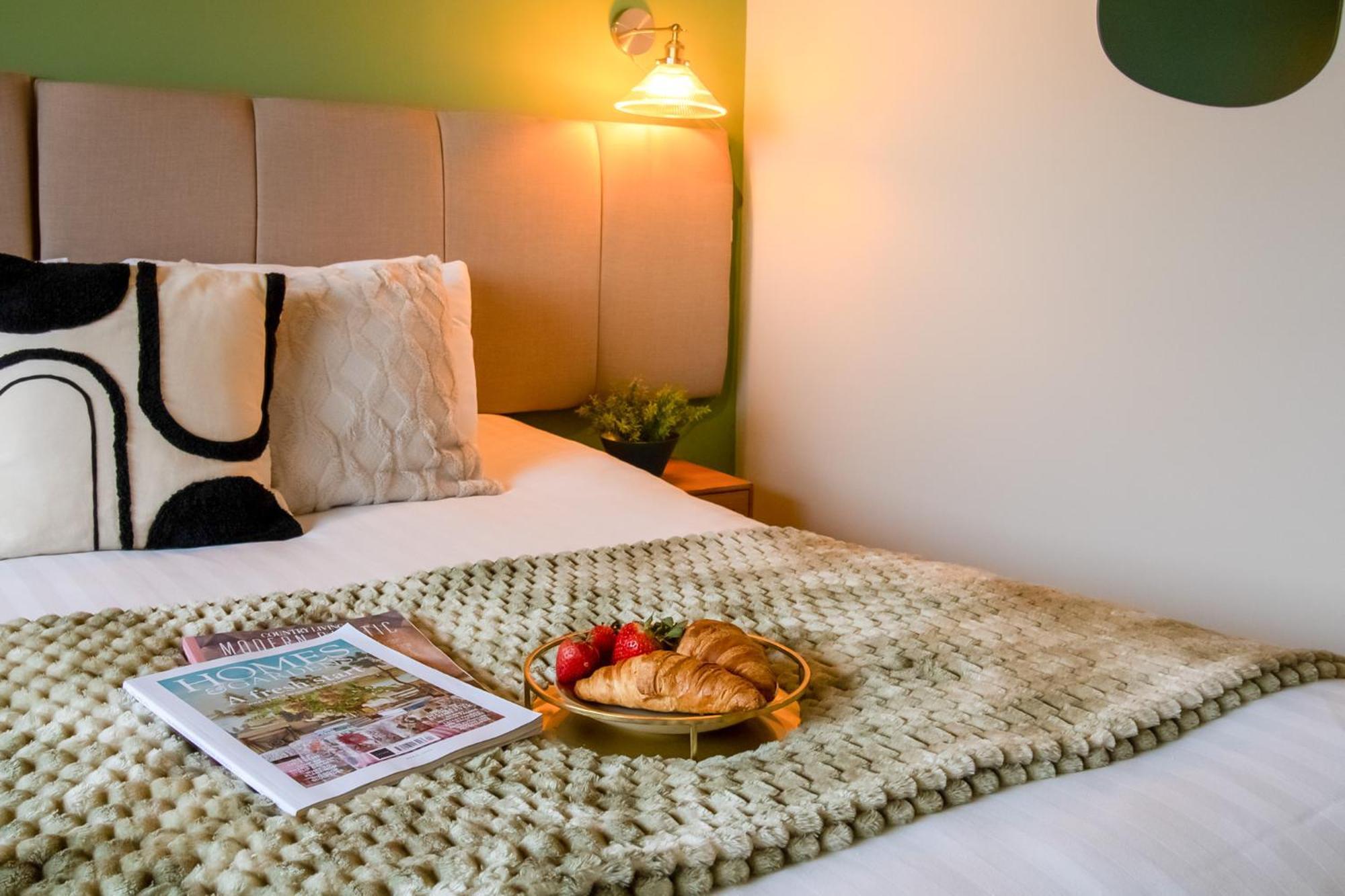 2br Flat King Bed 4 Min To Dlr Easy Access Appartamento *