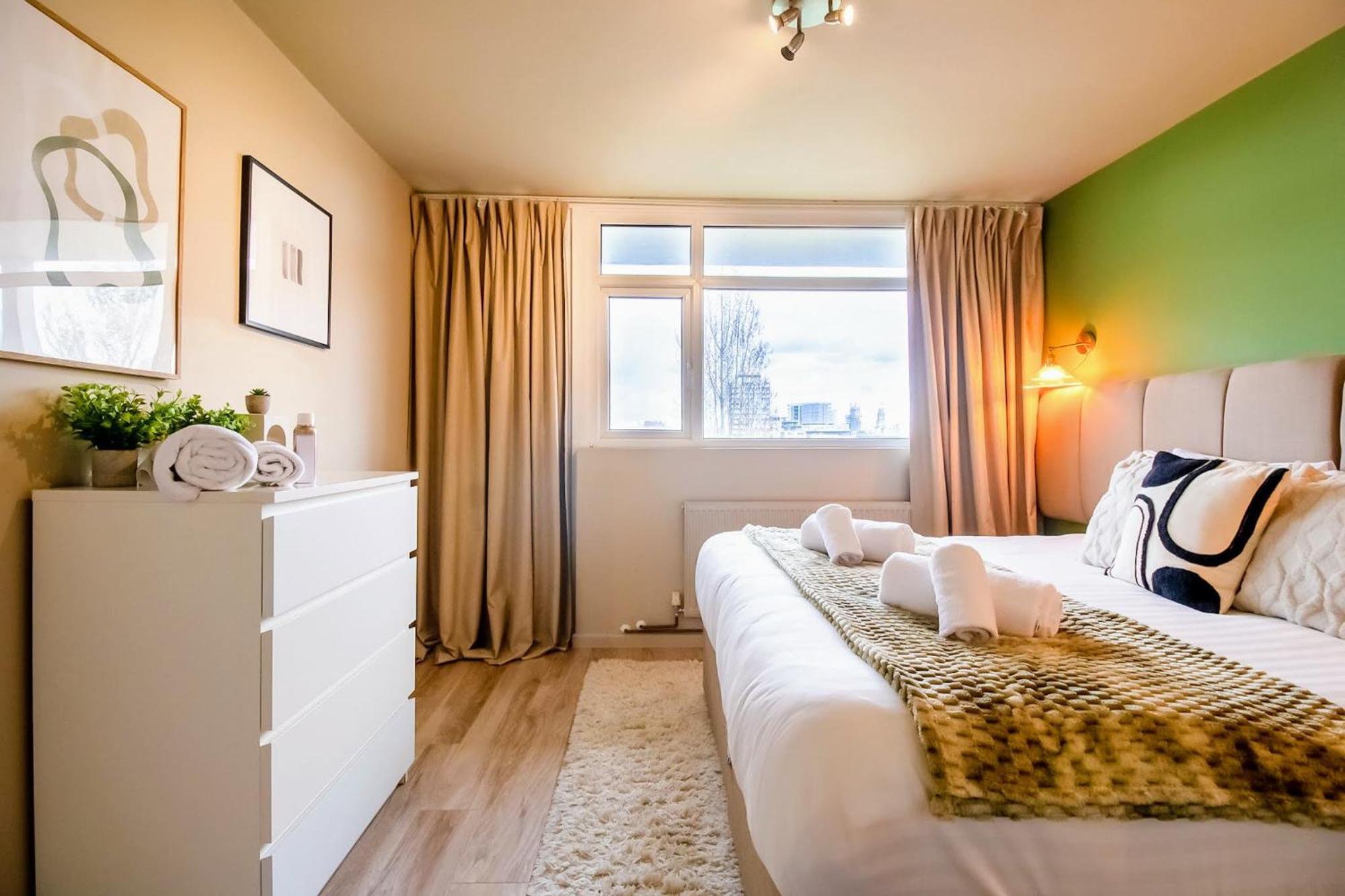 2br Flat King Bed 4 Min To Dlr Easy Access Appartamento *