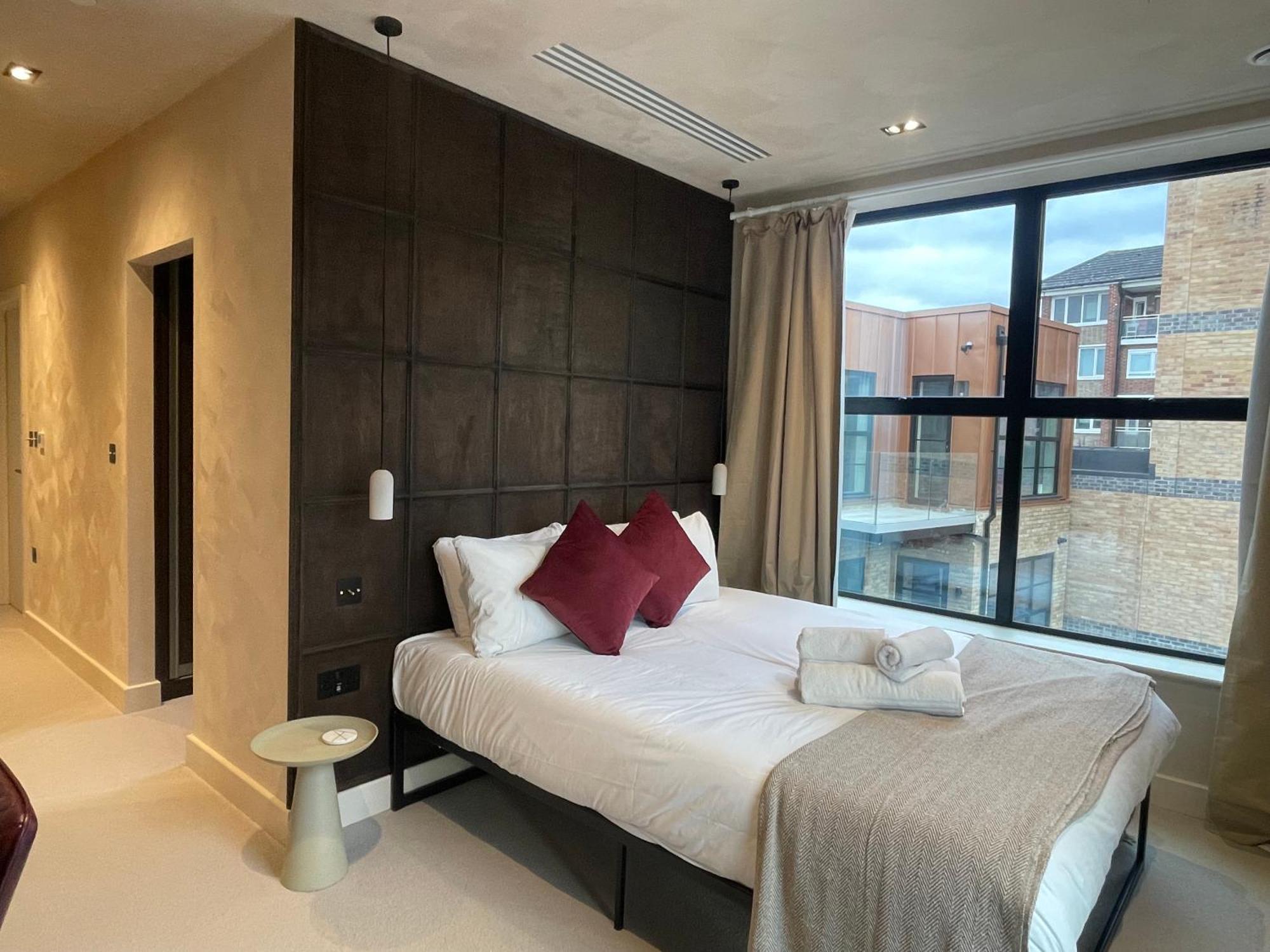 Apartment Penthouse In Fulham West Kensington 3 Bedrooms *