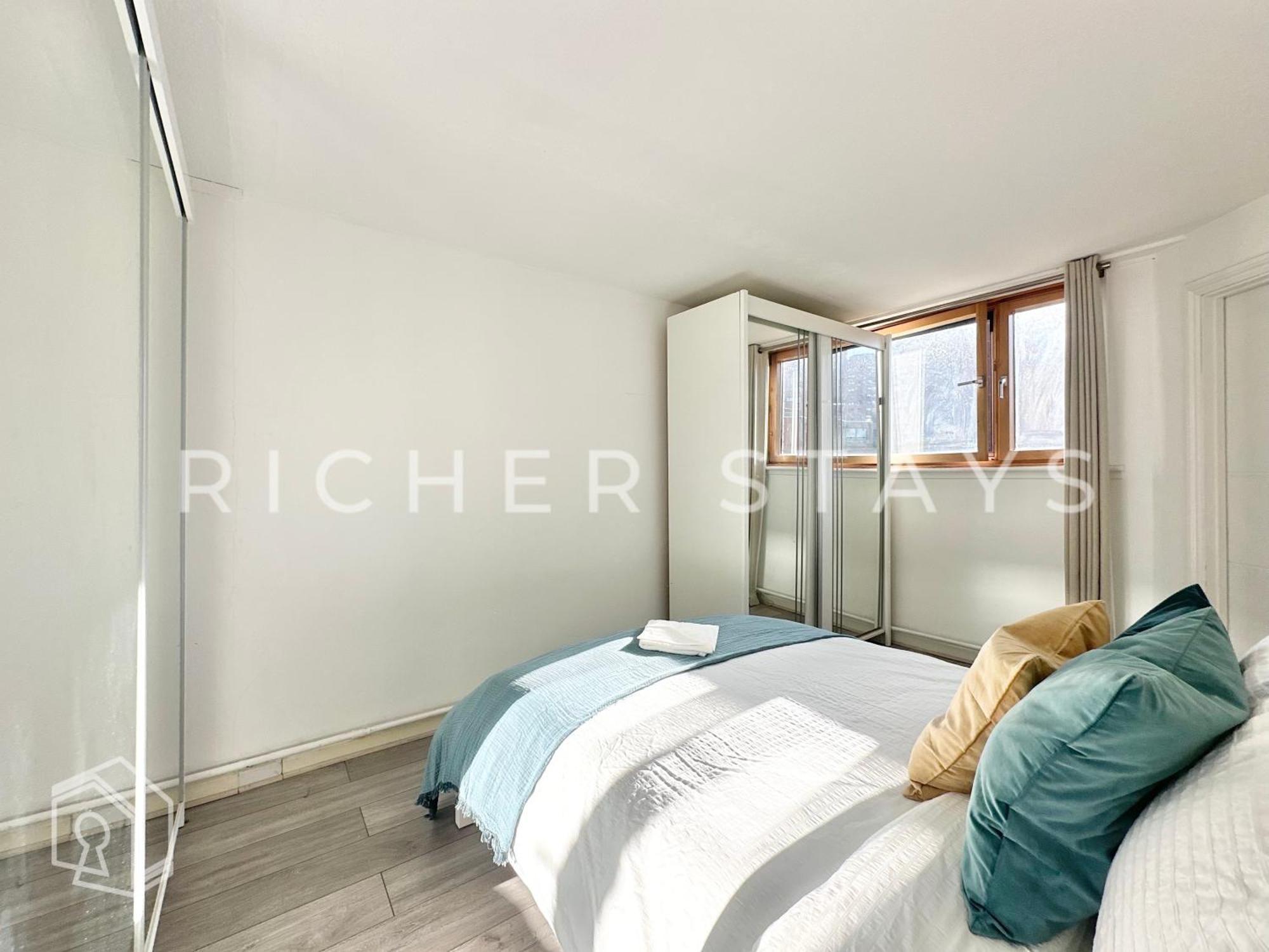 Chelsea Riverside 1-bed Flat * London