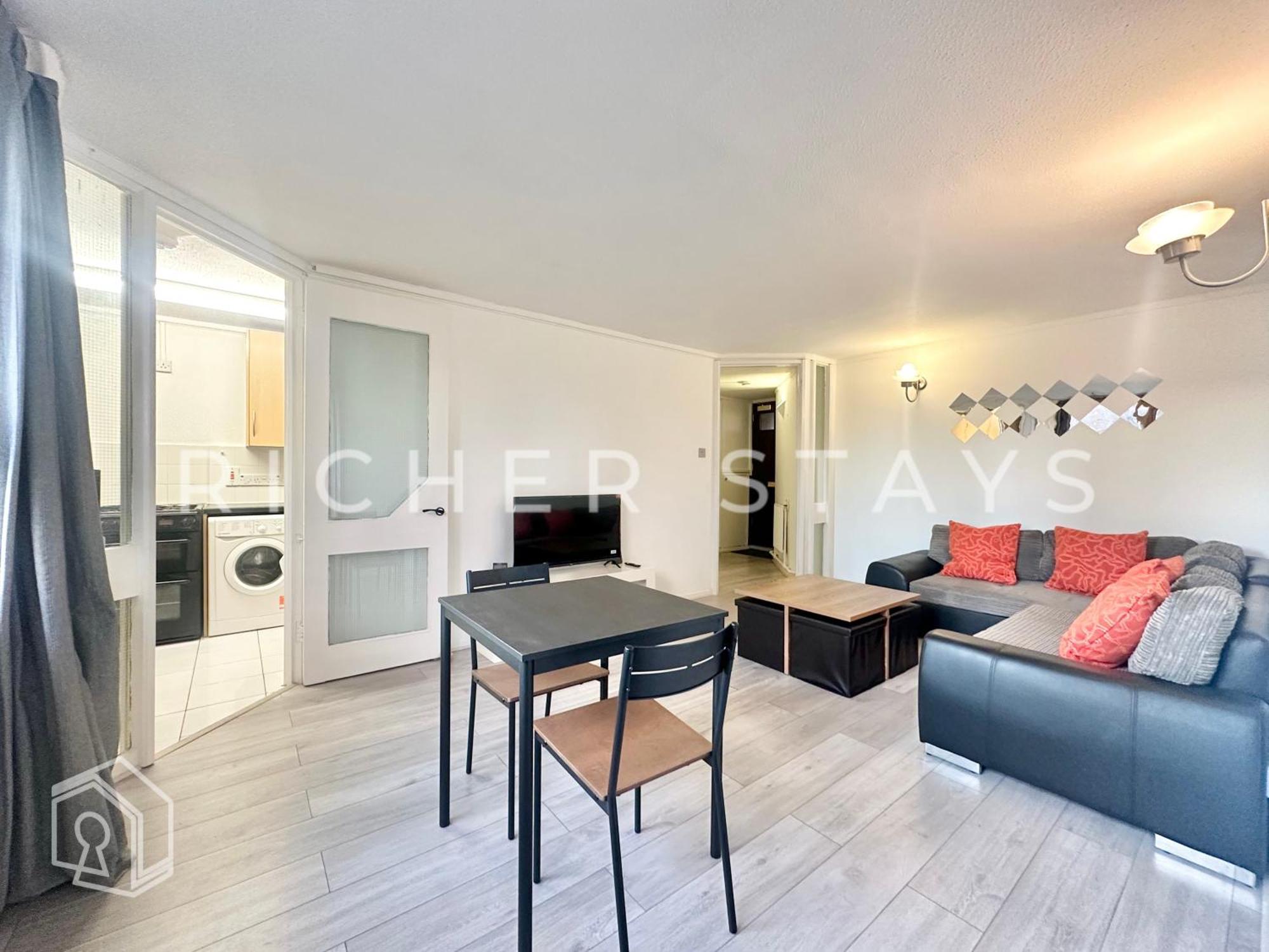 Apartment Chelsea Riverside 1-bed Flat London