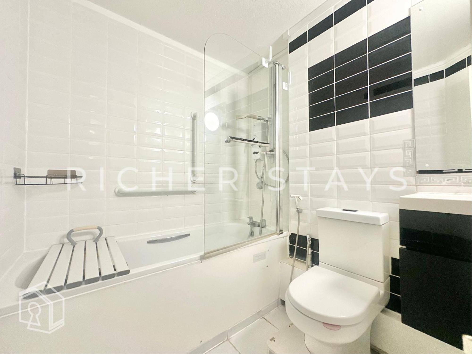 Chelsea Riverside 1-bed Flat London