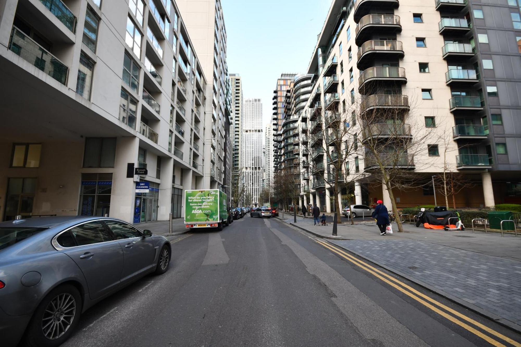 Comfortable 2 Bedroom Flat With Great View Near Canary Wharf