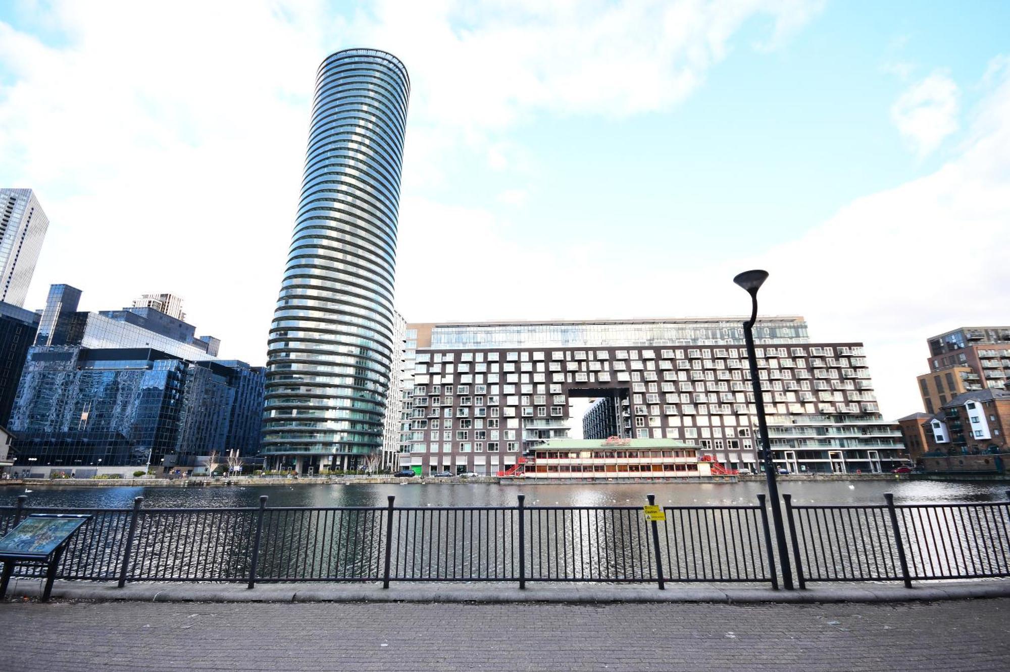 Apartment Comfortable 2 Bedroom Flat With Great View Near Canary Wharf