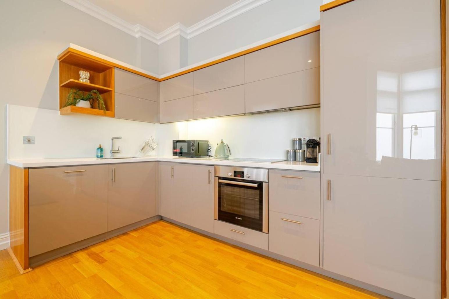 Tranquil And Bright 3 Bed Lux * London
