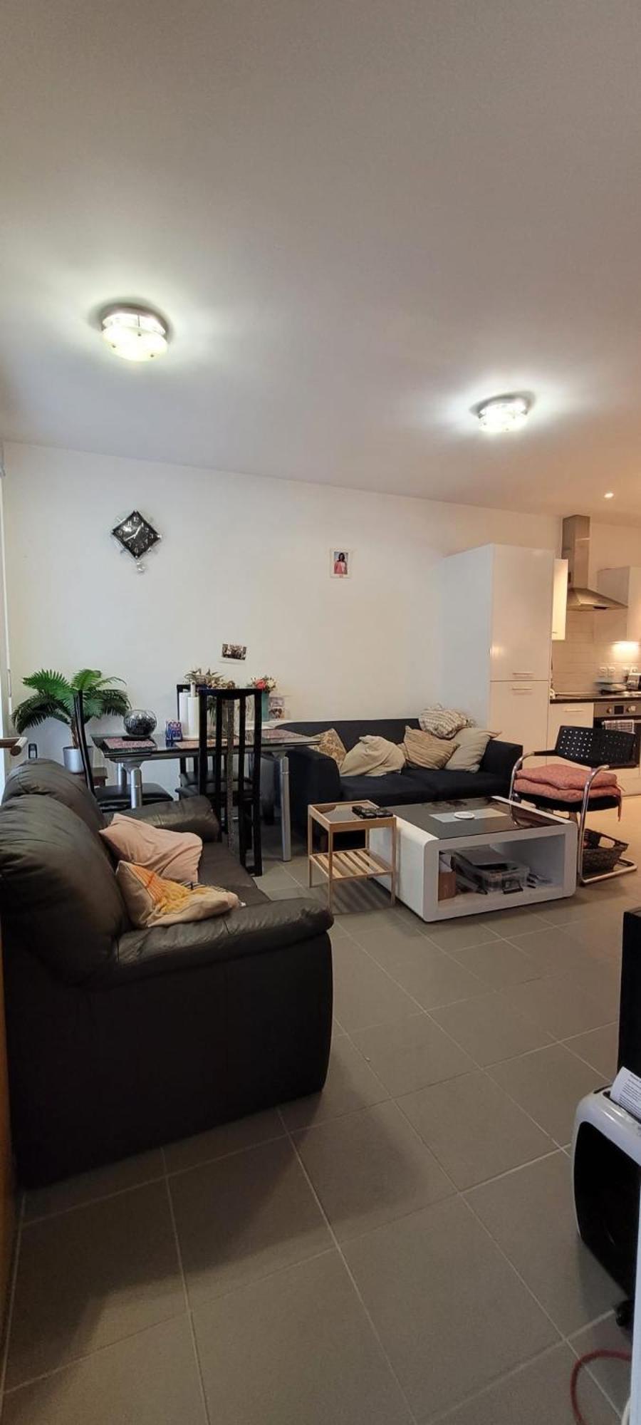 Double In Hoxton Homestay