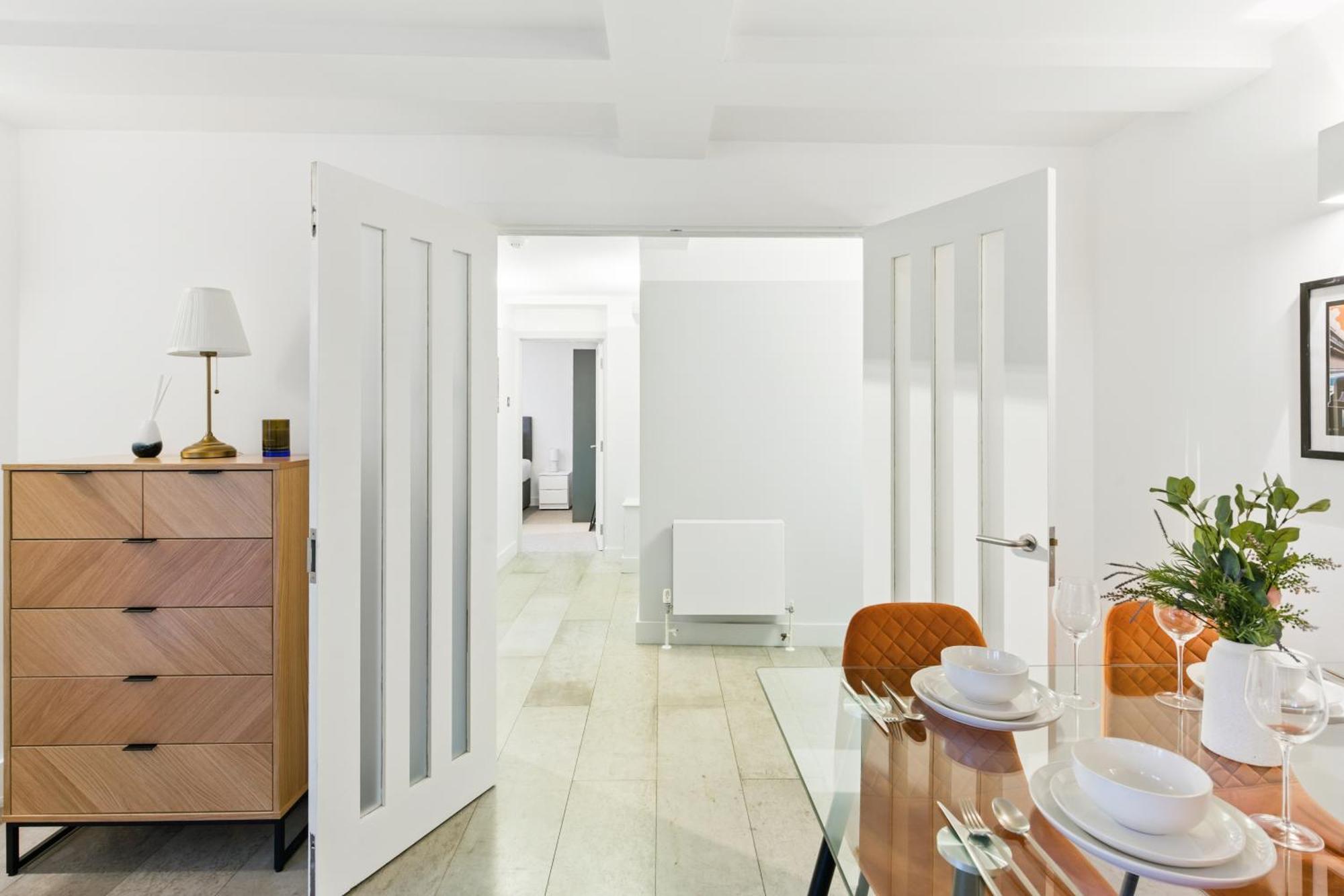 Modern Clerkenwell Loft Spacious Private Terrace Apartment