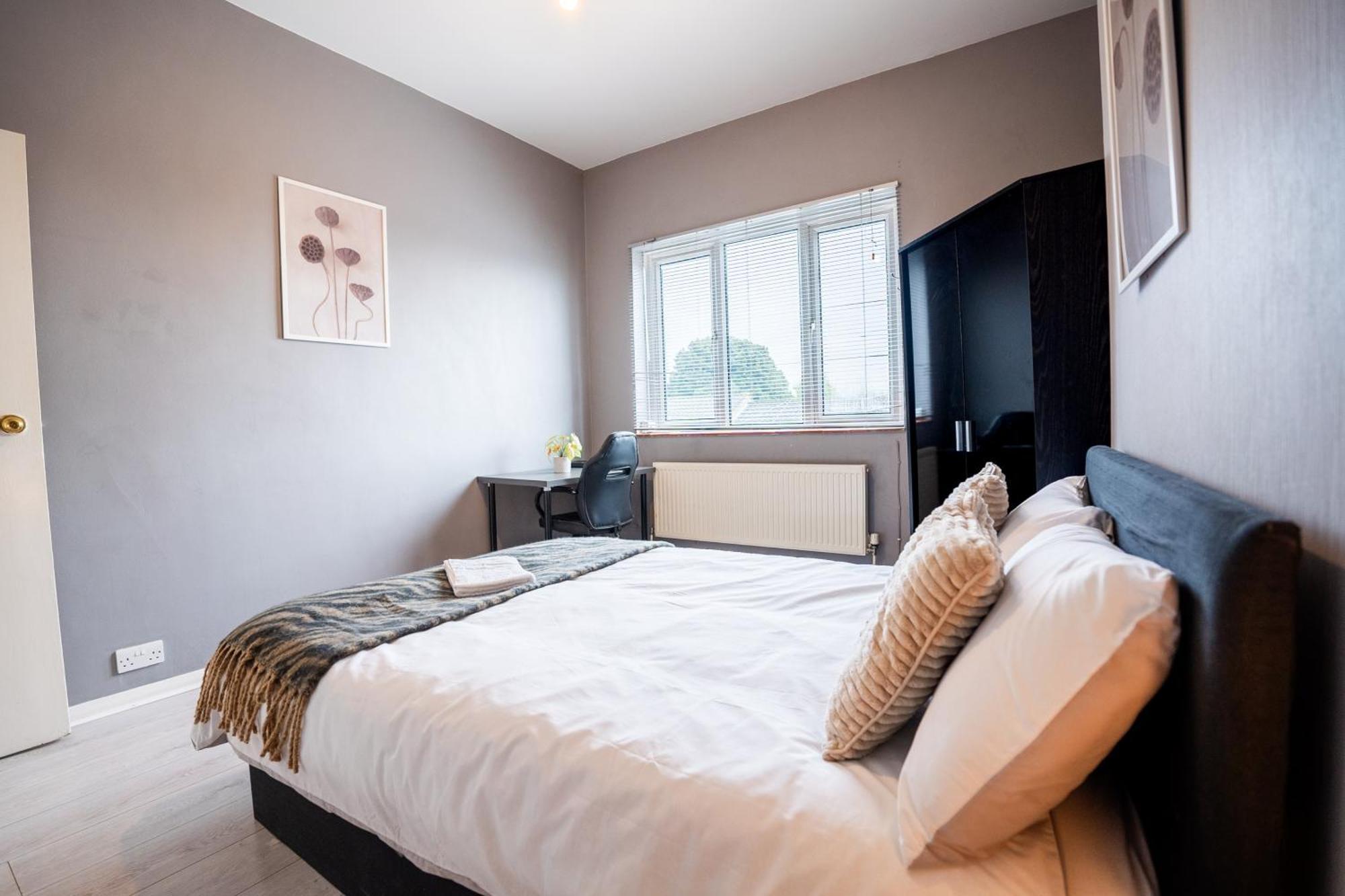 Apartment Escape - Stylish 2 Bedroom *
