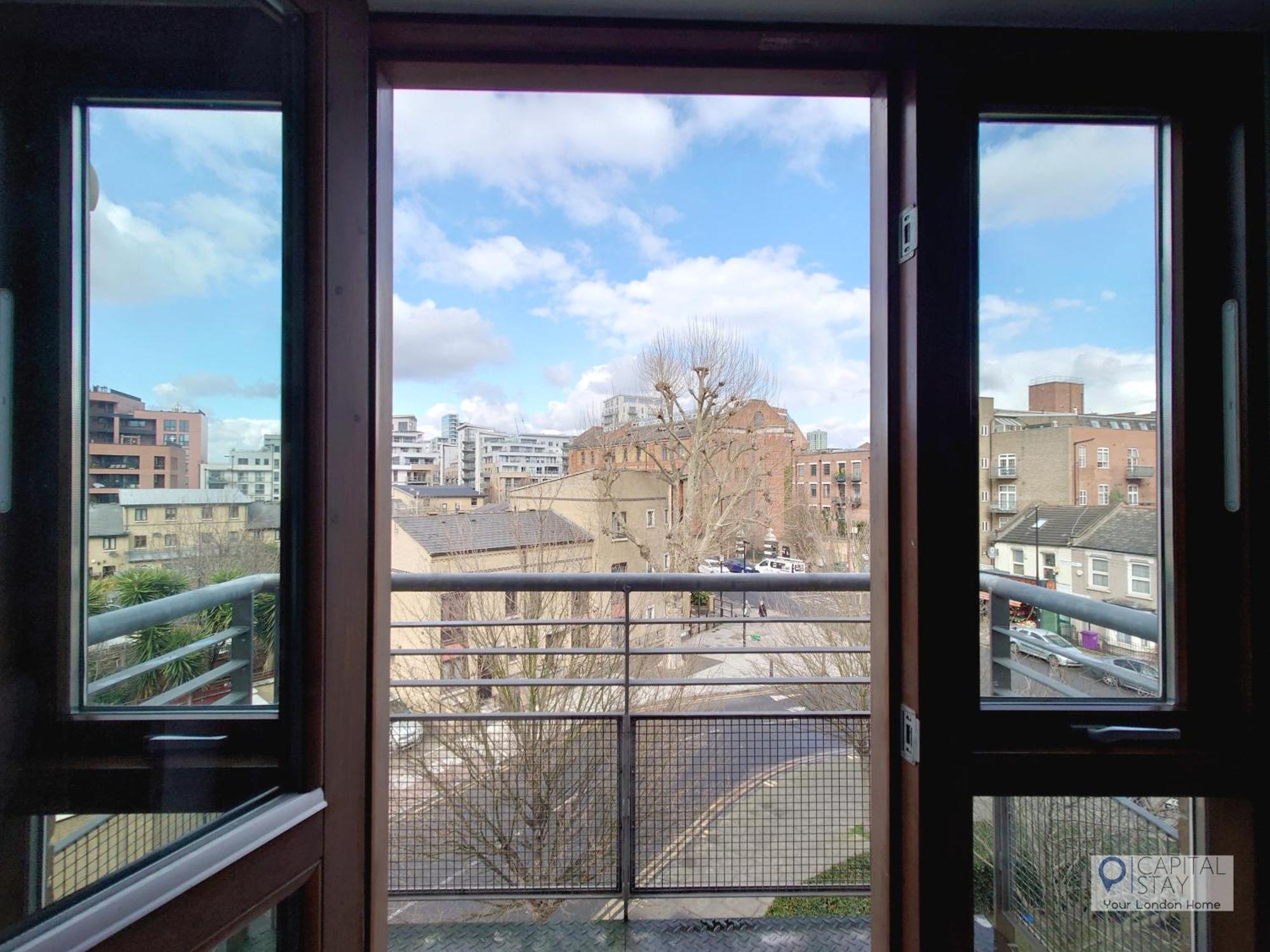 Apartment Fully Serviced Two Bed In Poplar *
