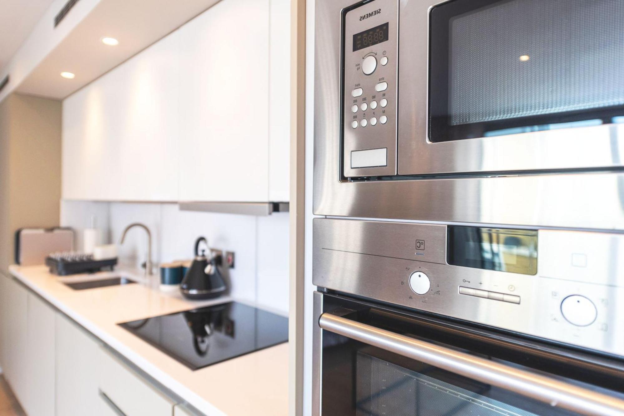 Apartment Spacious & Elegant In Southbank Near Eye London