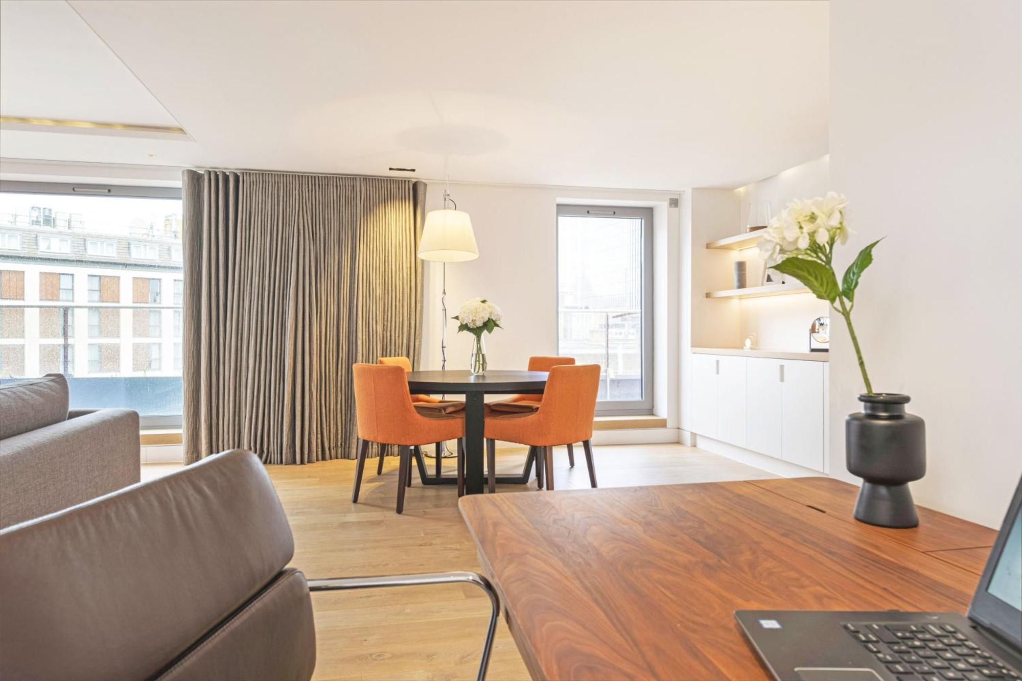 Spacious & Elegant In Southbank Near Eye Apartment