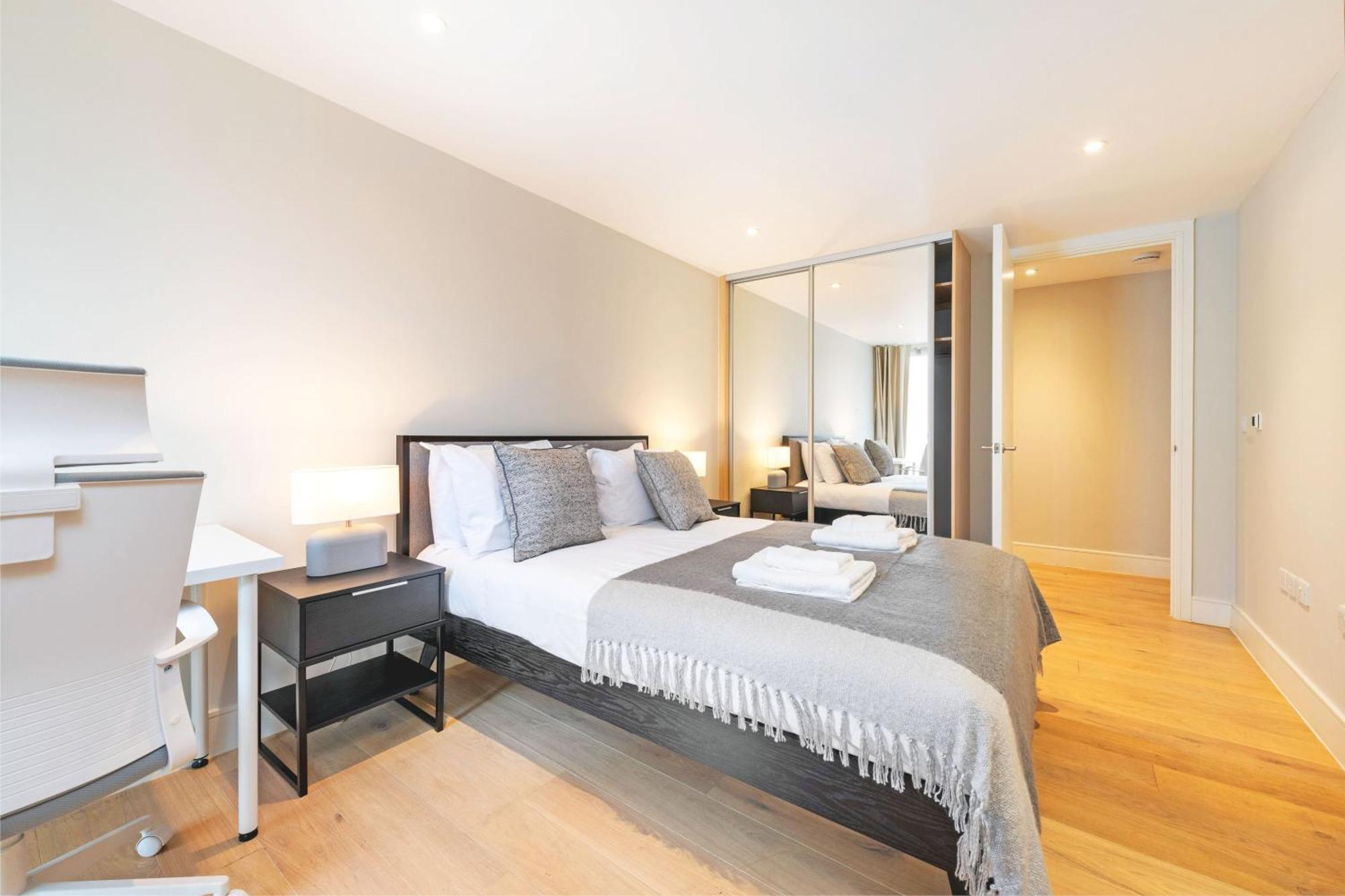 Apartment Spacious & Elegant In Southbank Near Eye