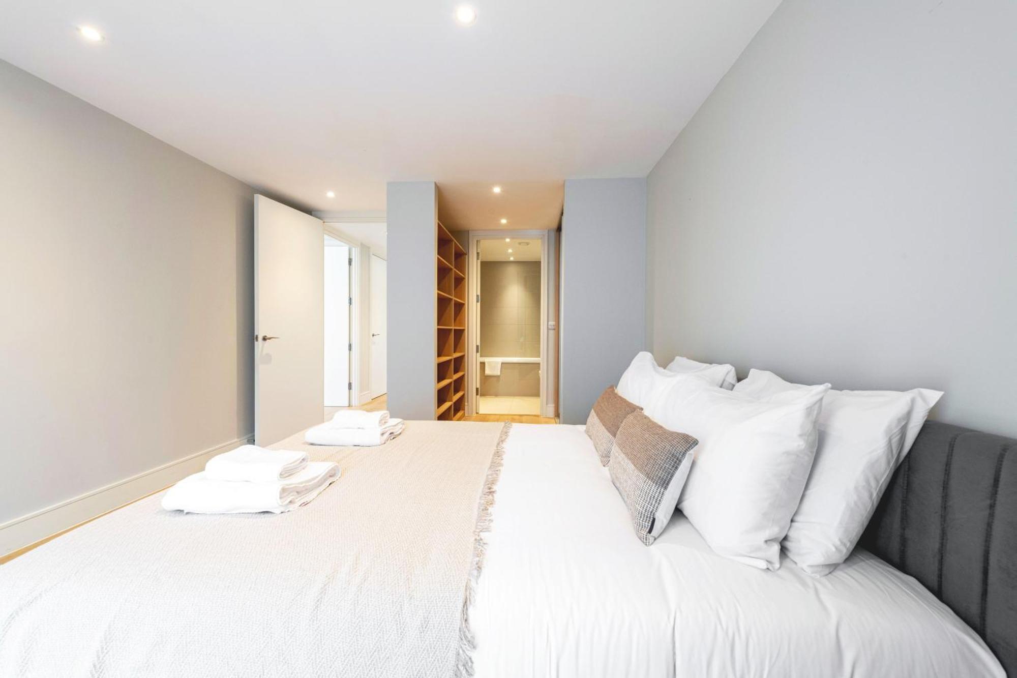 Spacious & Elegant In Southbank Near Eye Apartment *