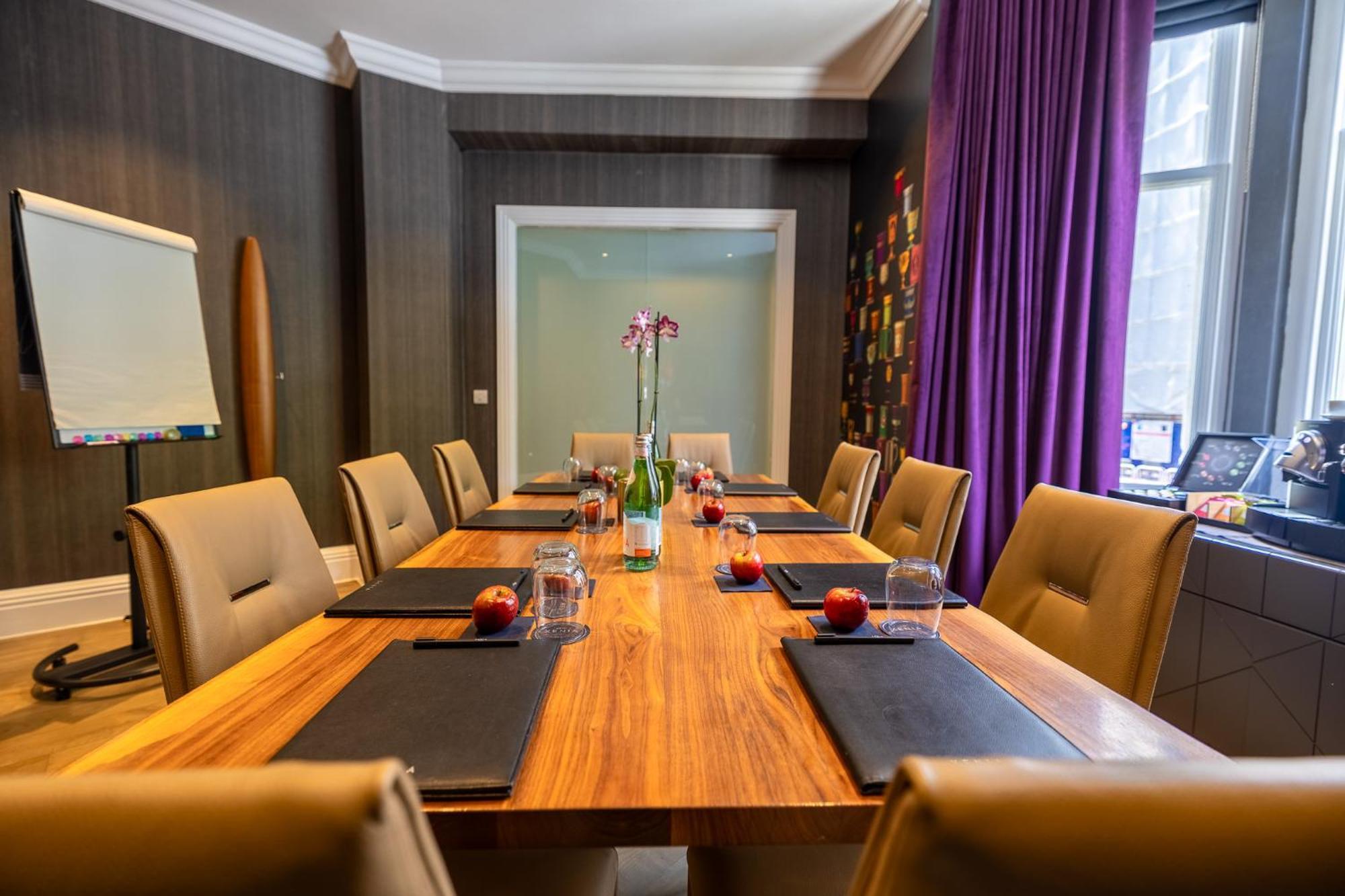 Xenia - Autograph Collection Hotell 4*