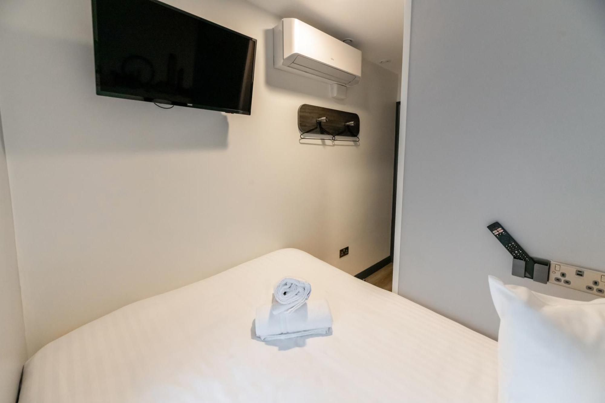 Hotell Easyhotel Victoria 2*