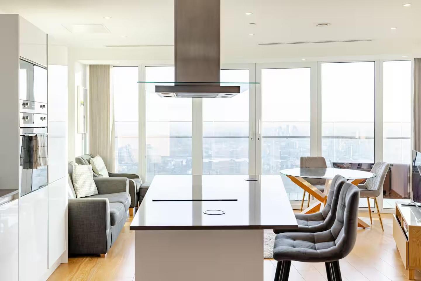 Luxurious Canary Wharf Aptartment - Outstanding View! * London