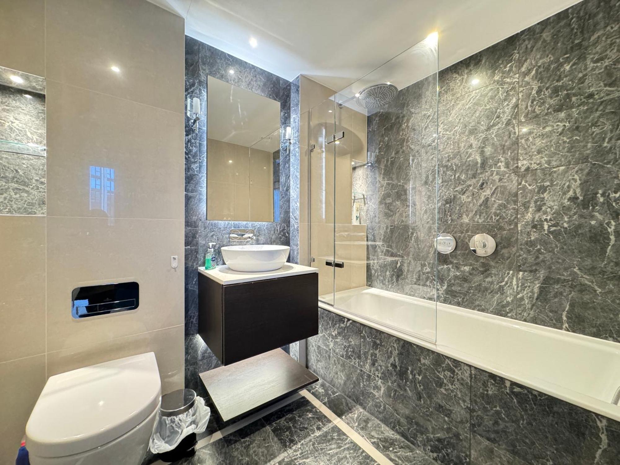 Spacious 2-bedroom Near Paddington & Hyde Park Leilighet