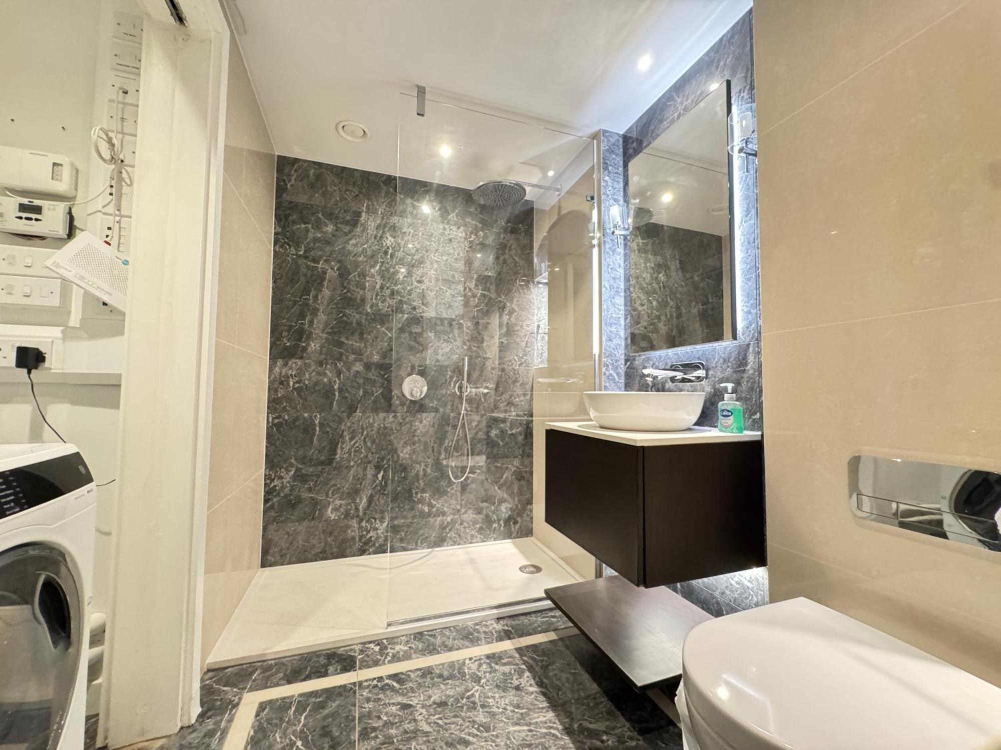 Leilighet Spacious 2-bedroom Near Paddington & Hyde Park London