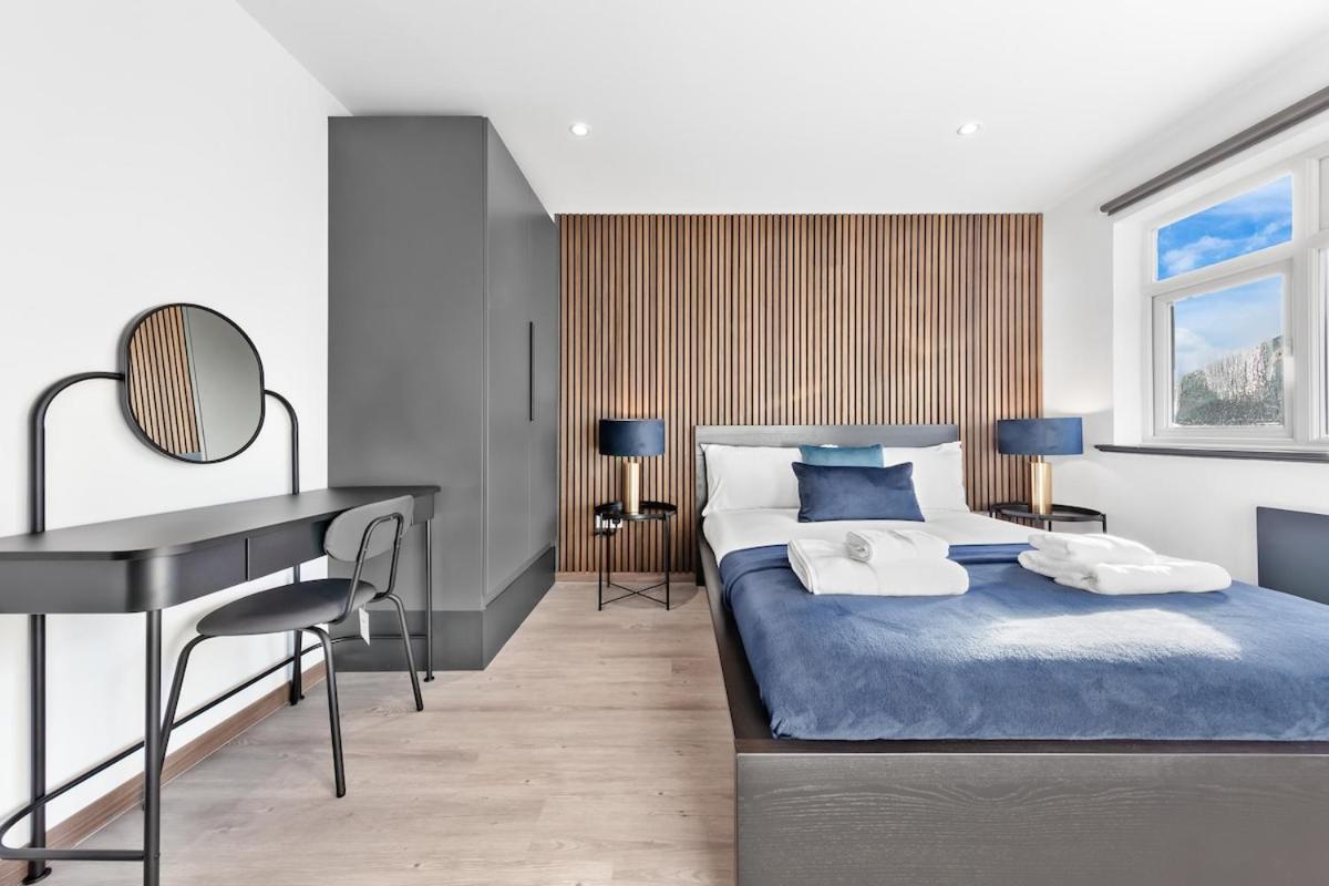 Modern 1 Bed Flat - Near Station - Apartment *