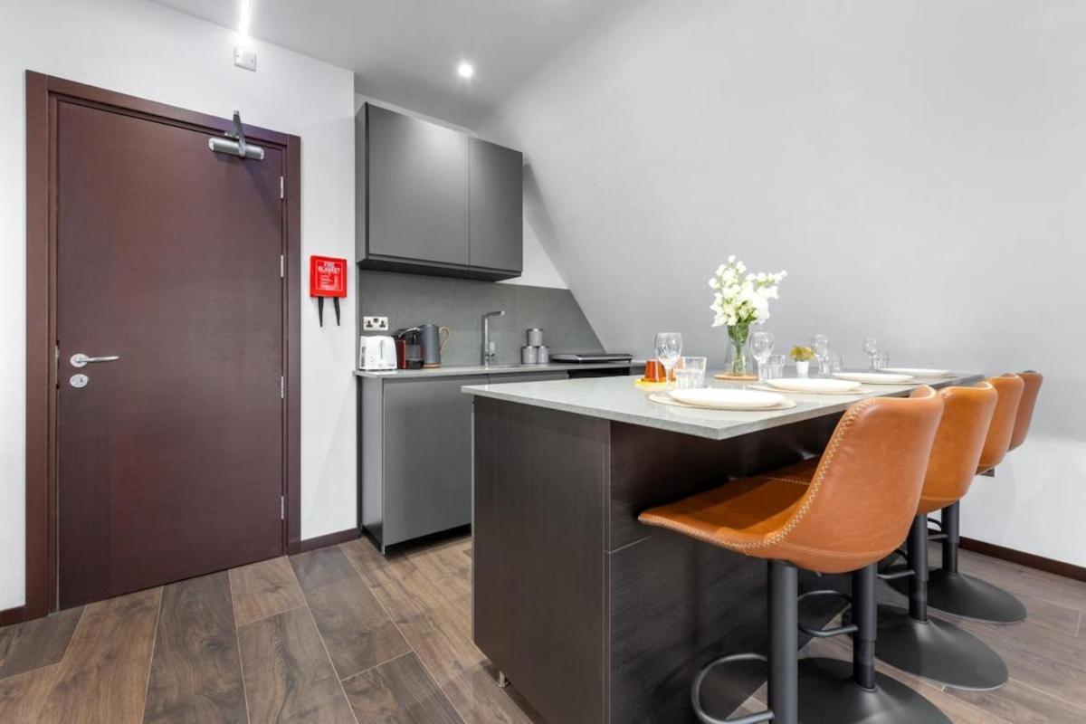 Modern 1 Bed Flat - Golders - Appartement *