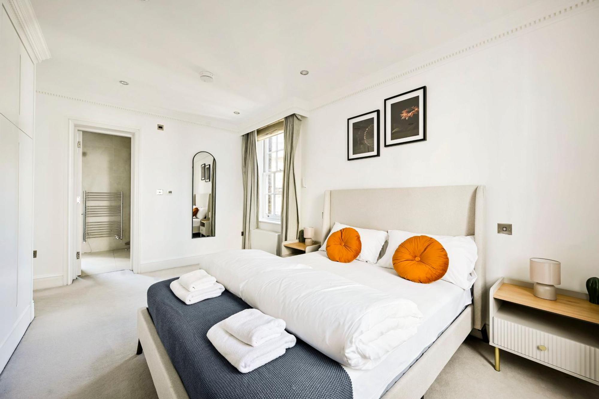 Appartement Spacious Fitzrovia 3 Bed Londen