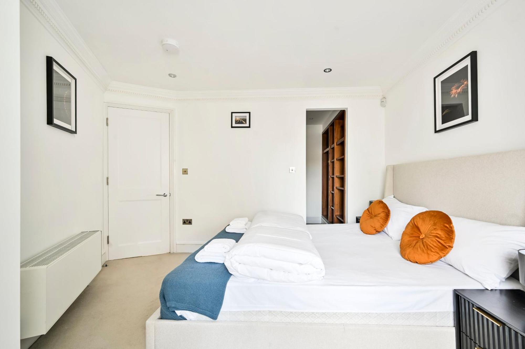 Spacious Fitzrovia 3 Bed Londen