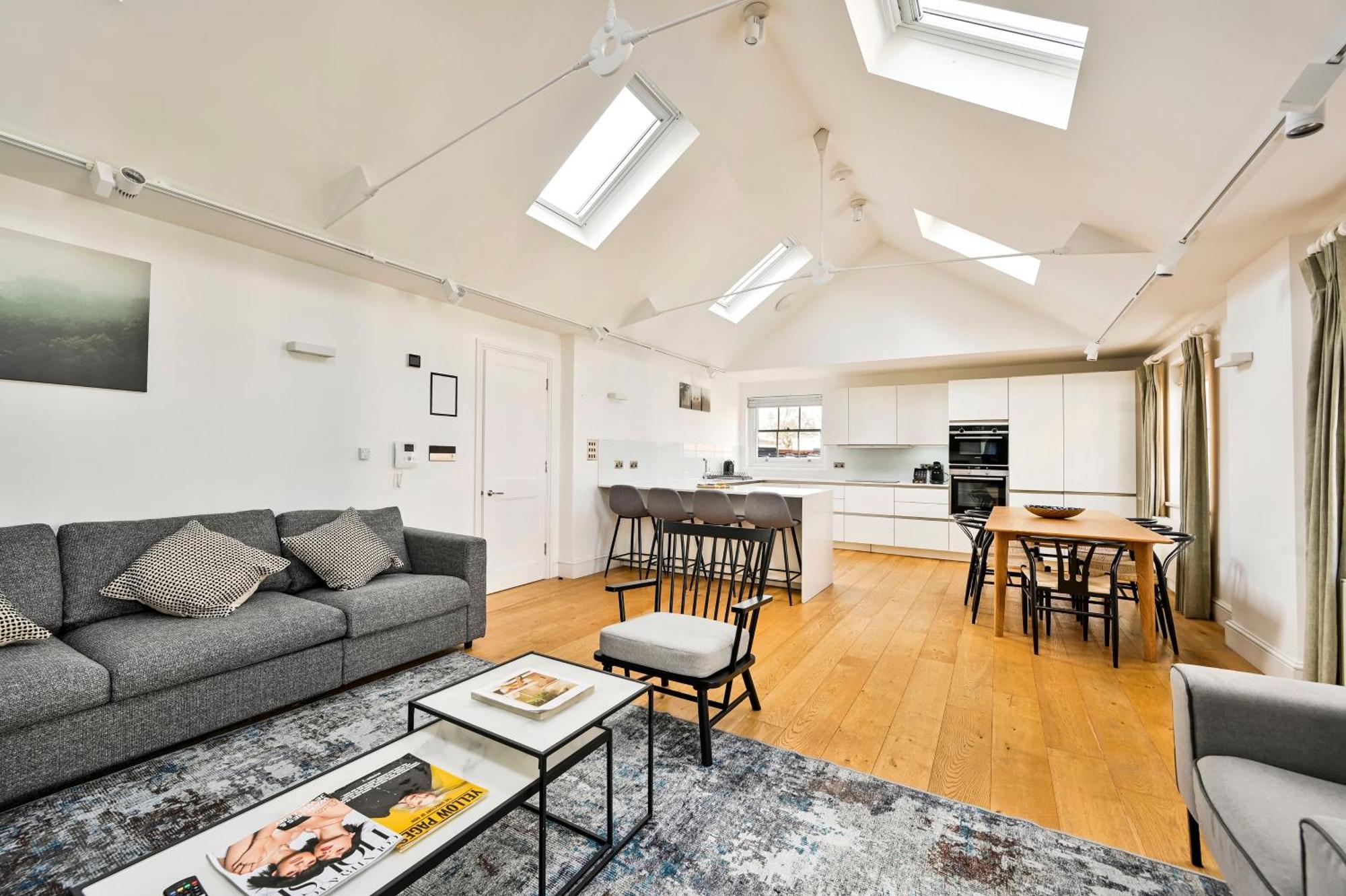 Spacious Fitzrovia 3 Bed Appartement