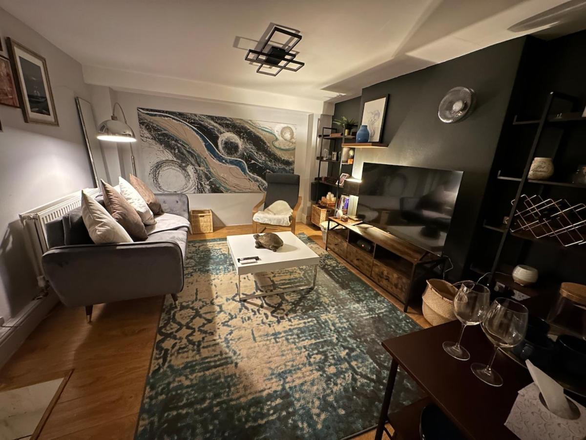 Stylish Unit, Heart Of Bayswater Appartement