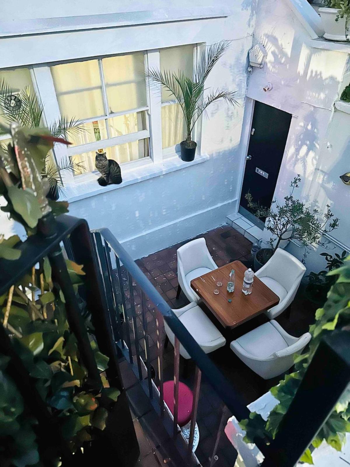 Apartment Stylish Unit, Heart Of Bayswater