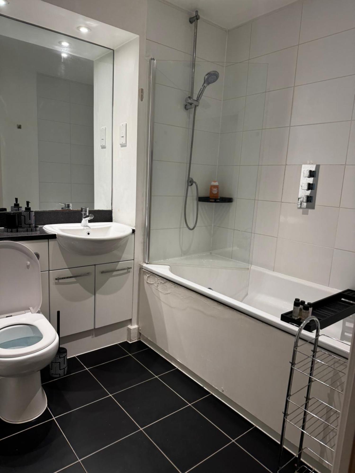 Entire Flat Excel, Ifs Clouds, O2 Arena, City Airport Appartement *