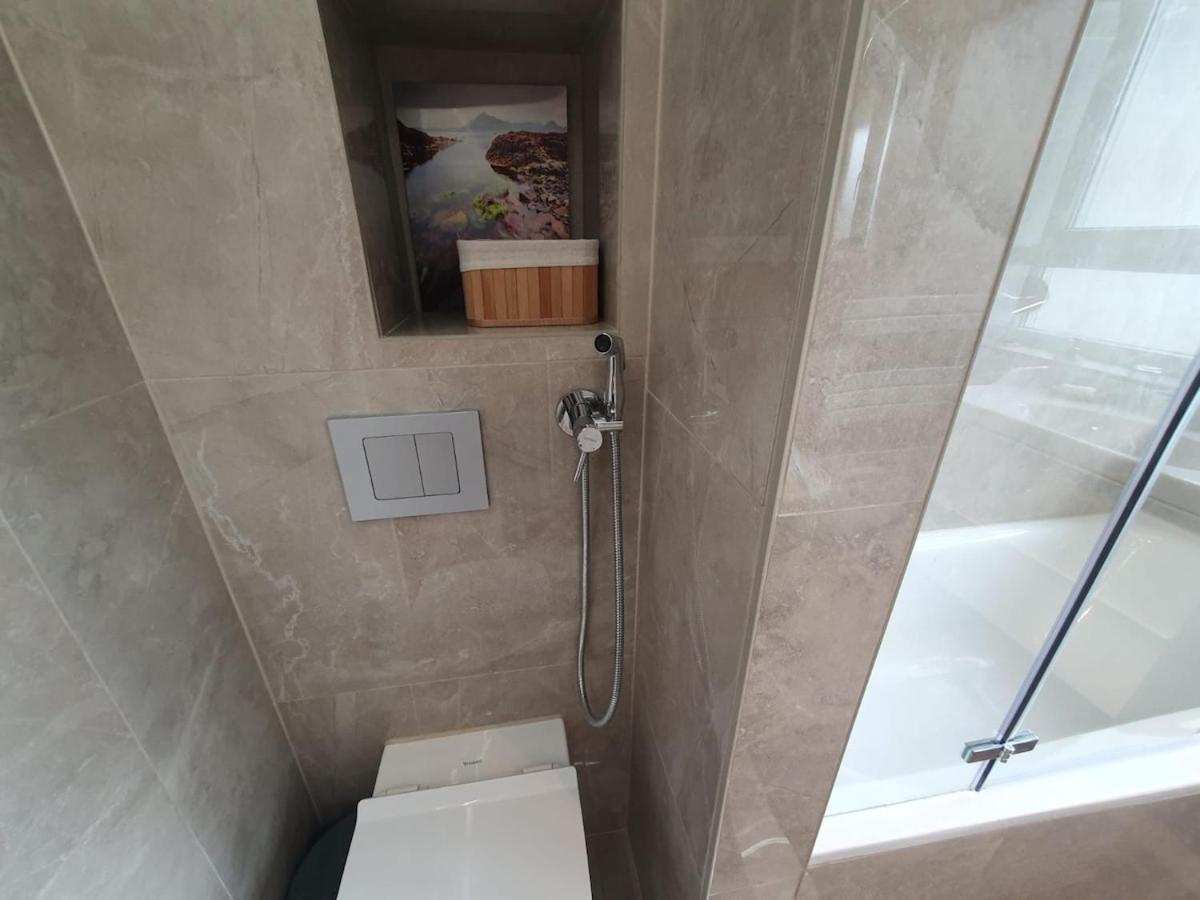 Apartment 4 Bedroom Flat Near Parks&transportation - 7 Ppl