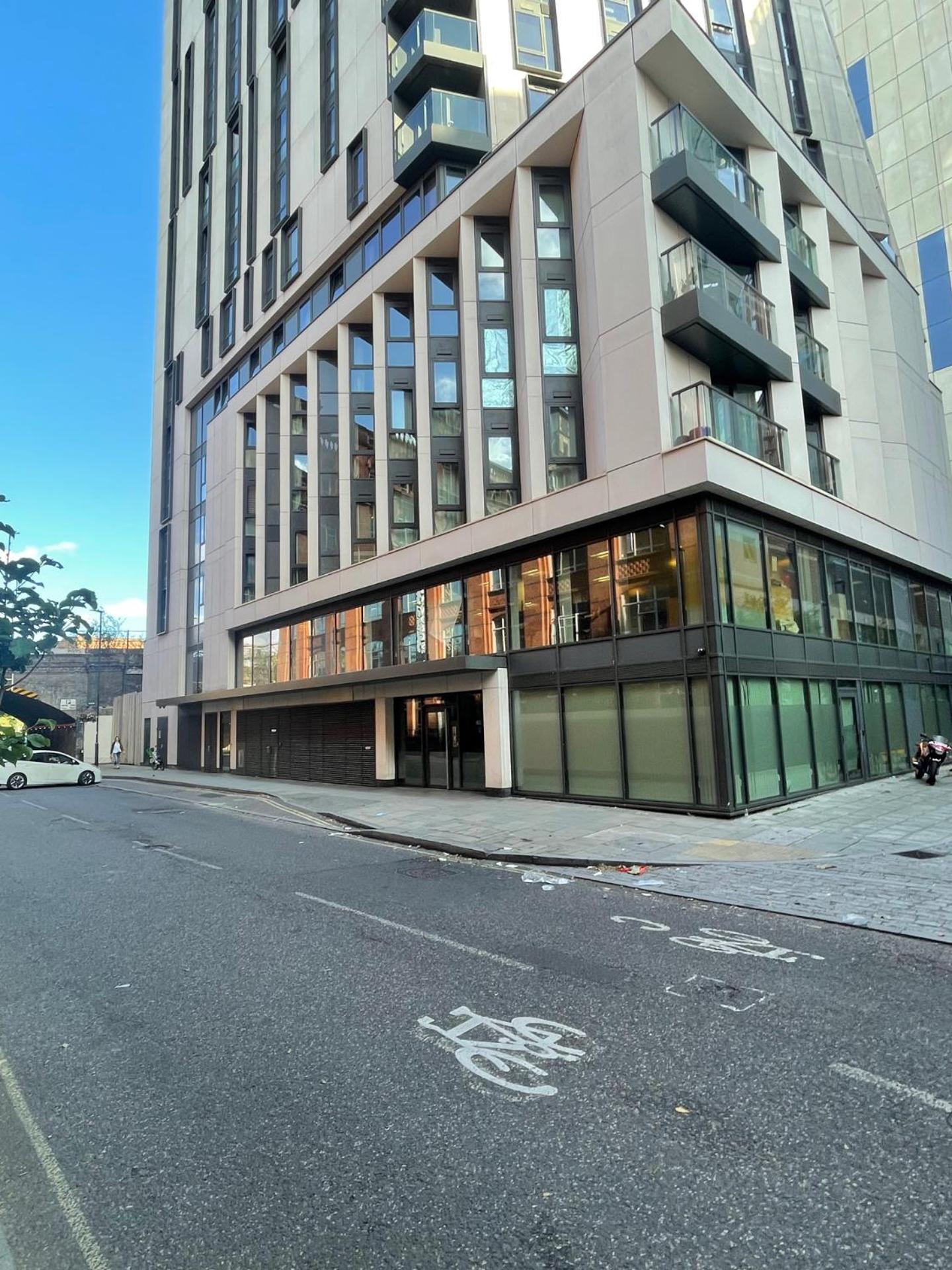 Modern Room In Lambeth With City Views * London