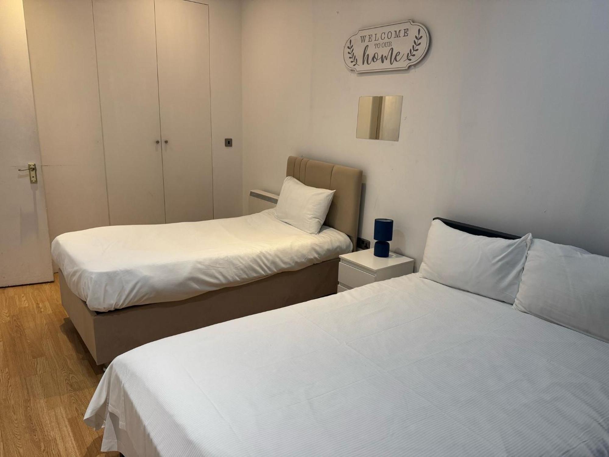 Comfortable - Cosy - Budget In Center Gasthof 2*