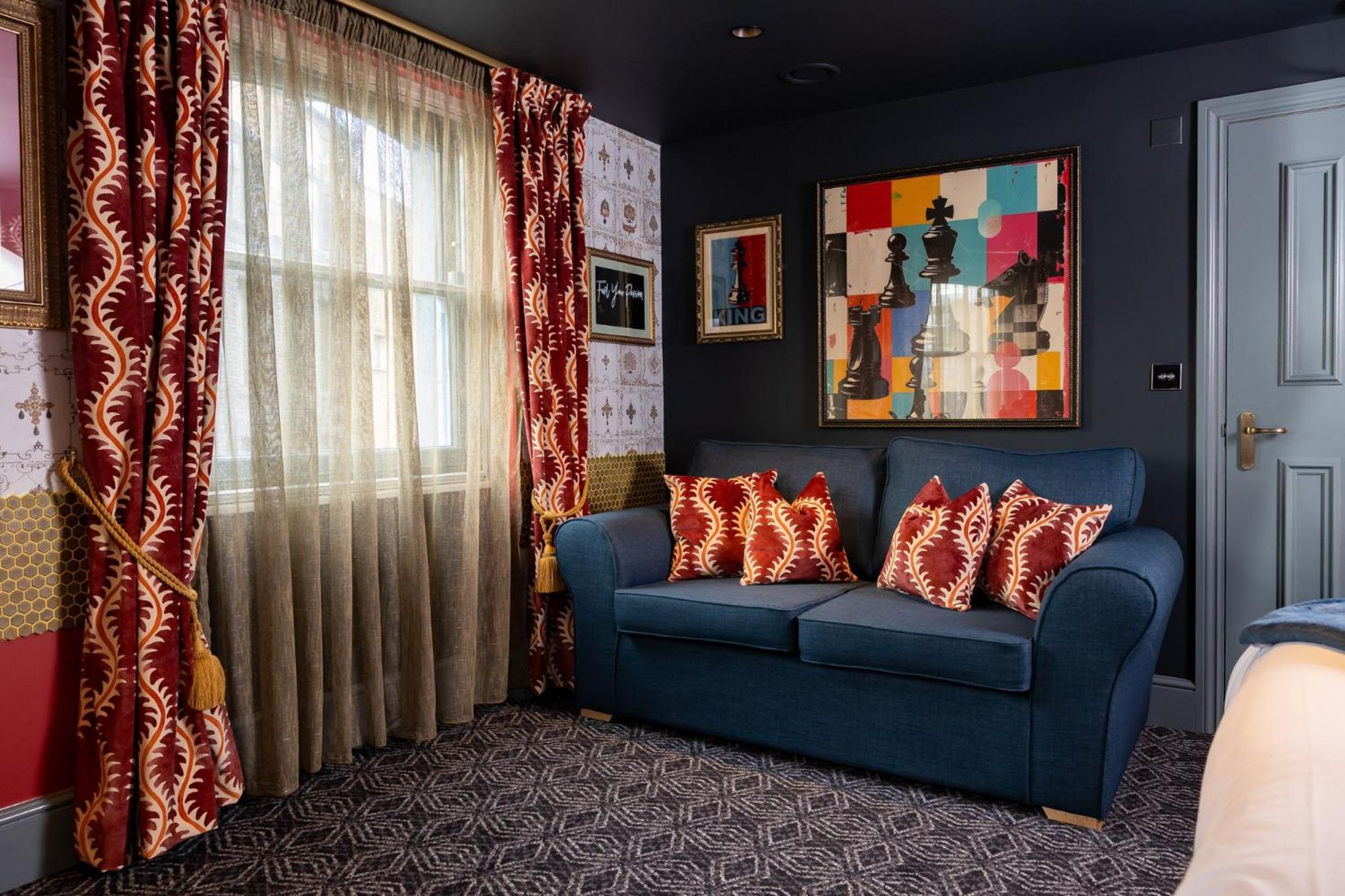 The Kings Arms Pub & Boutique * London