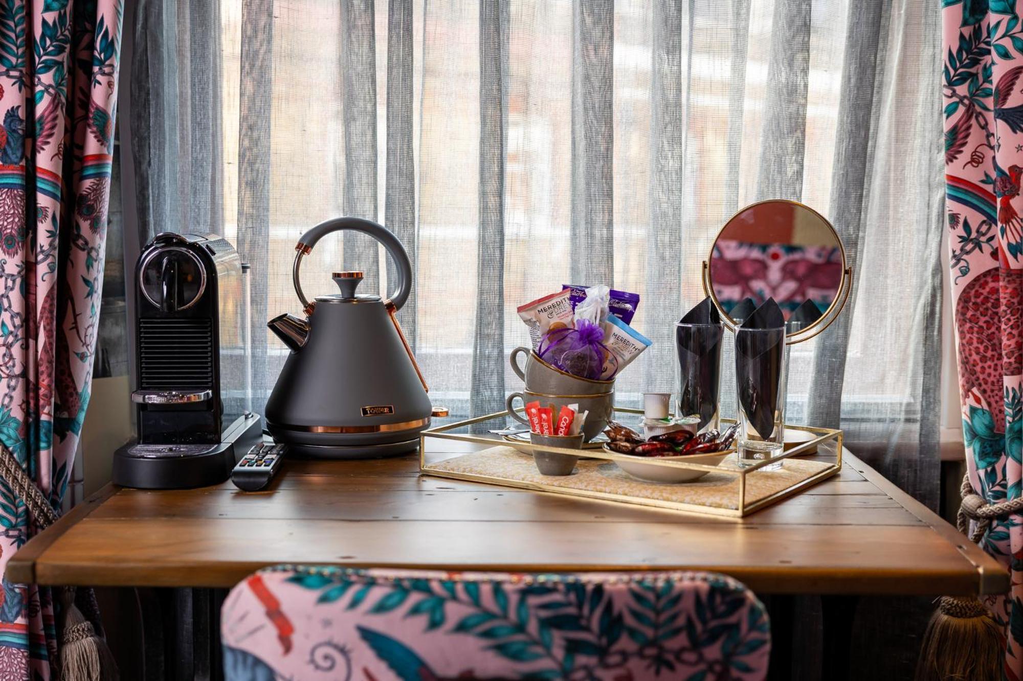 Hotel The Kings Arms Pub & Boutique *