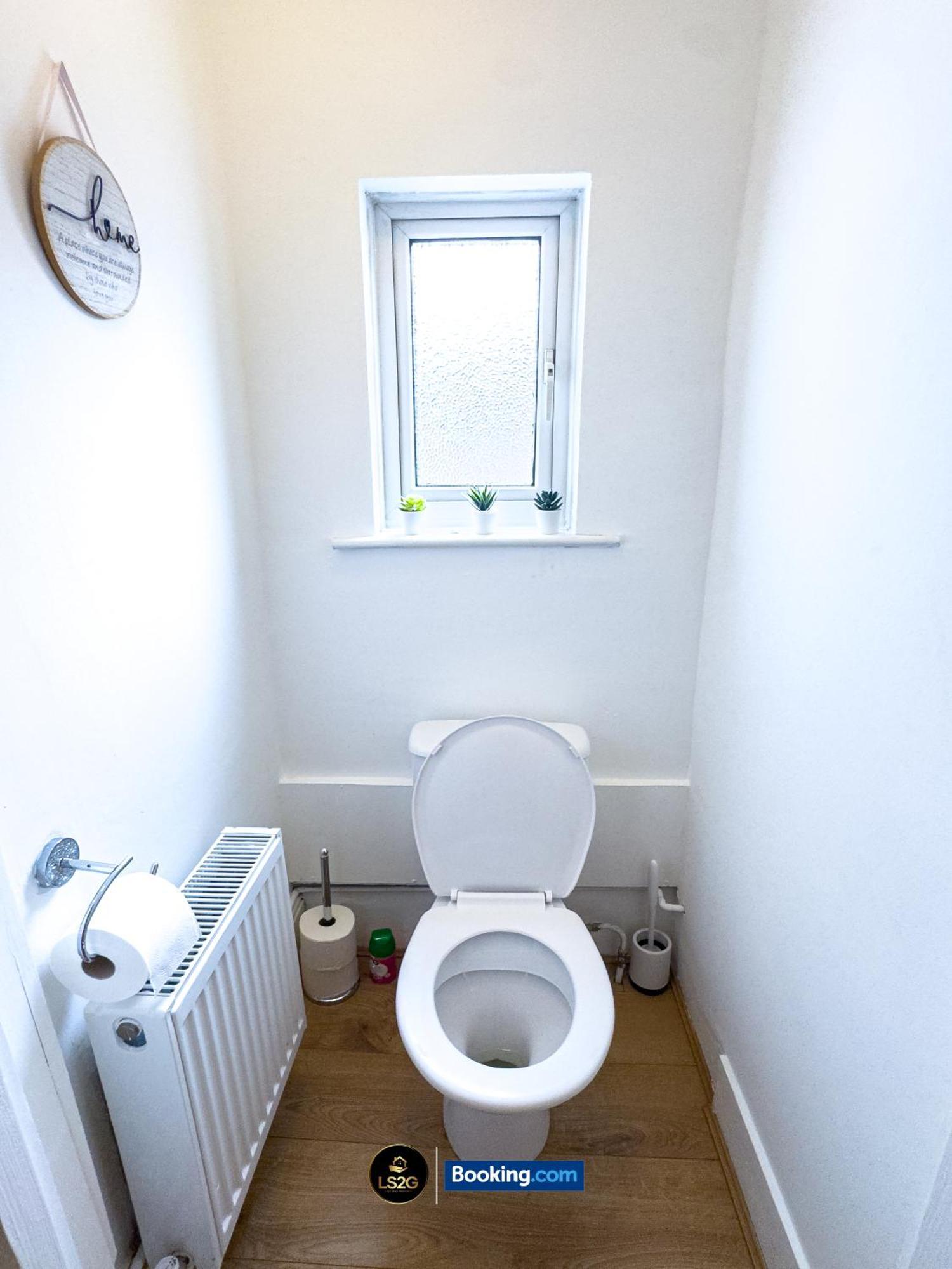 Stunning House By Ls2g Short Lets & Serviced Greater With Free Wifi * Londra