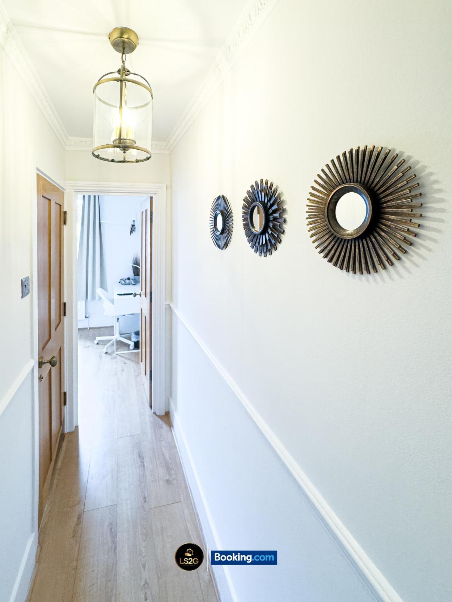 Stunning House By Ls2g Short Lets & Serviced Greater With Free Wifi Casa vacanze Londra