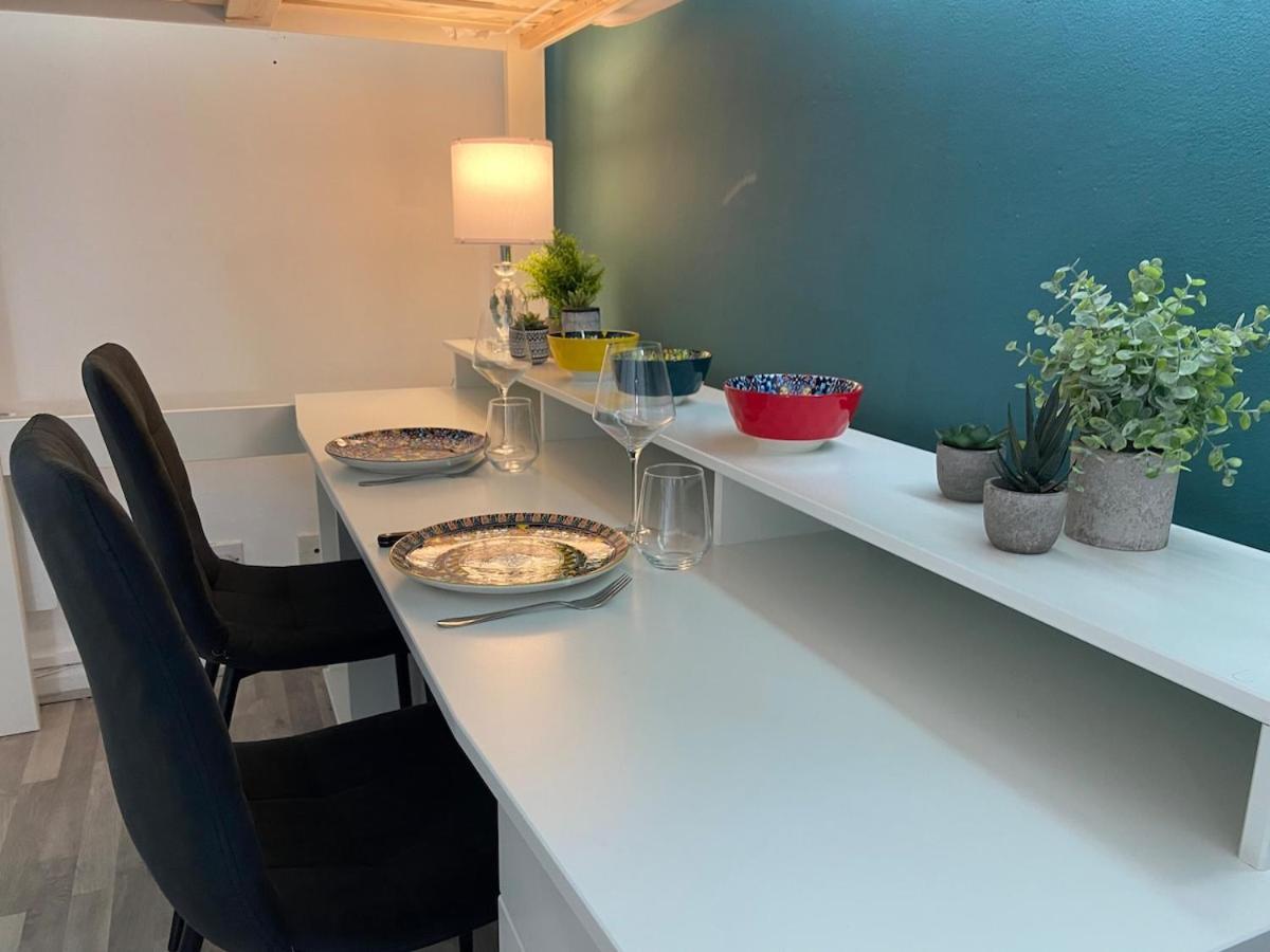 Lägenhet Bright And Compact In The Heart Of London